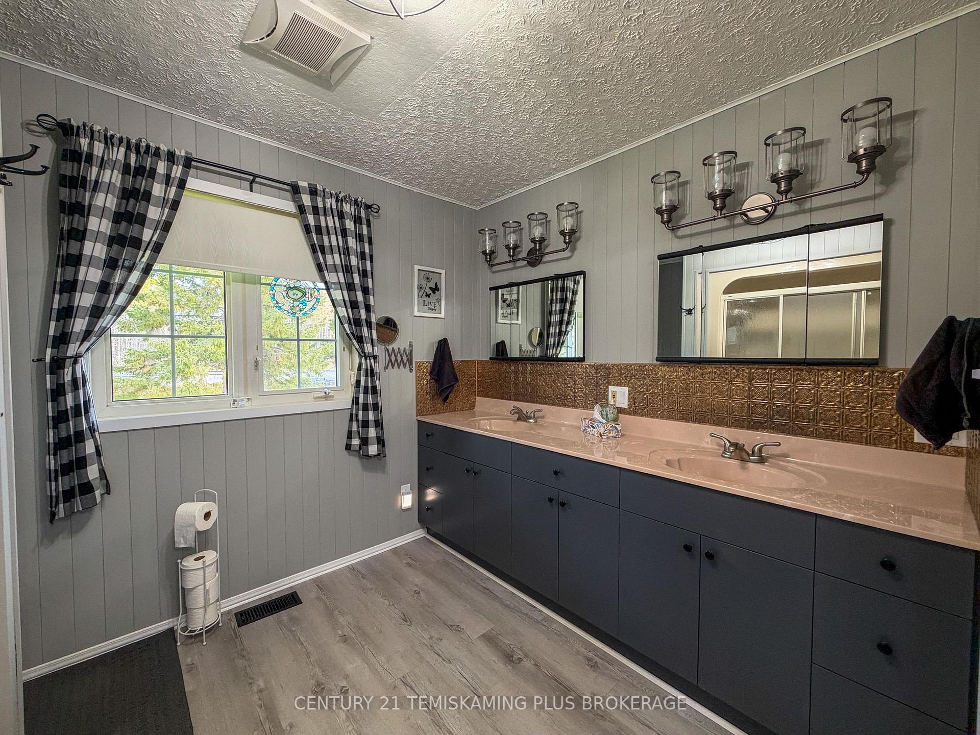 Photo 14 of 887726 Hwy 65 W, Timiskaming, TIM - Outside - Rural — HOMEH