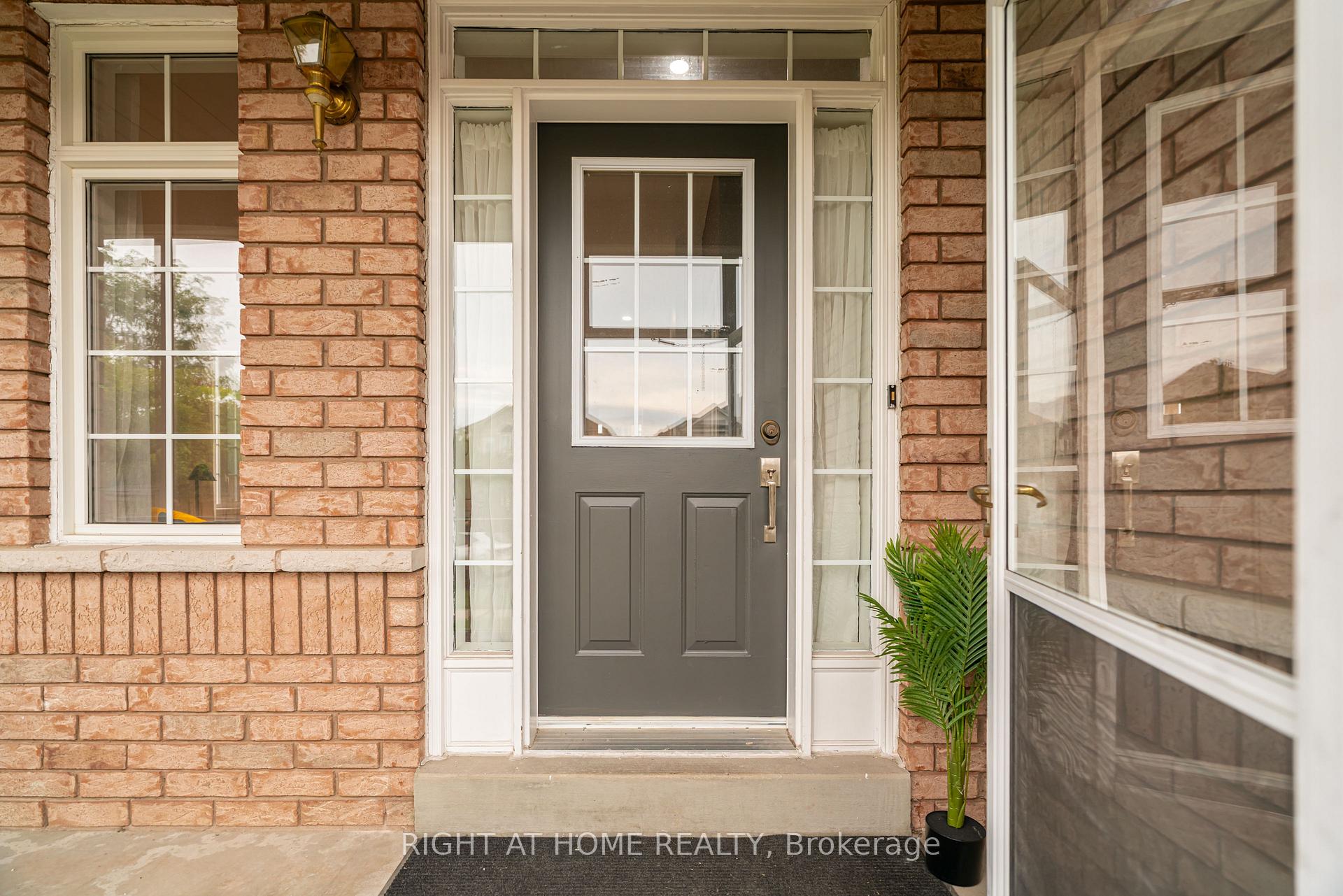 Photo 3 of 3823 Tacc Drive, Mississauga, Churchill Meadows — HOMEH