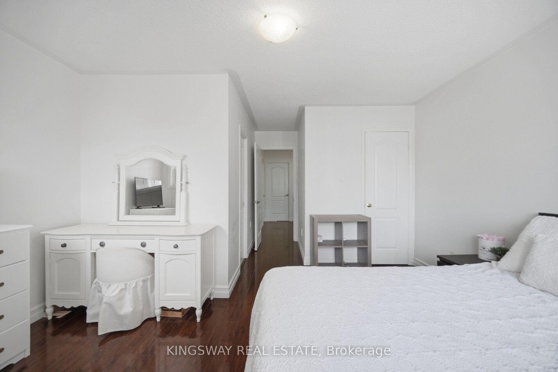 Photo 23 of Unit 181, 601 Soreline Drive, Mississauga, Cooksville — HOMEH