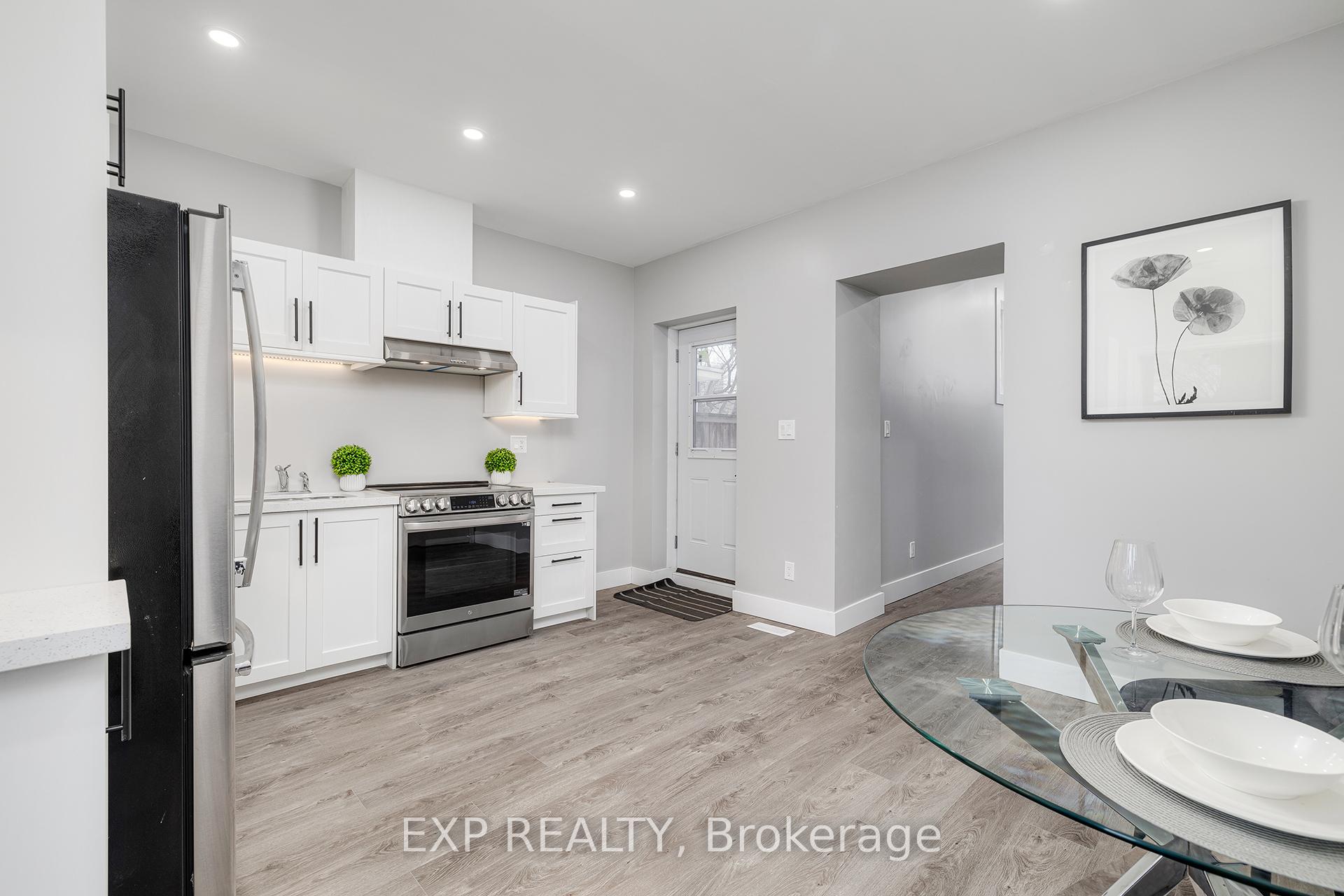 Photo 6 of 125 Cathcart Street, Hamilton, Beasley — HOMEH