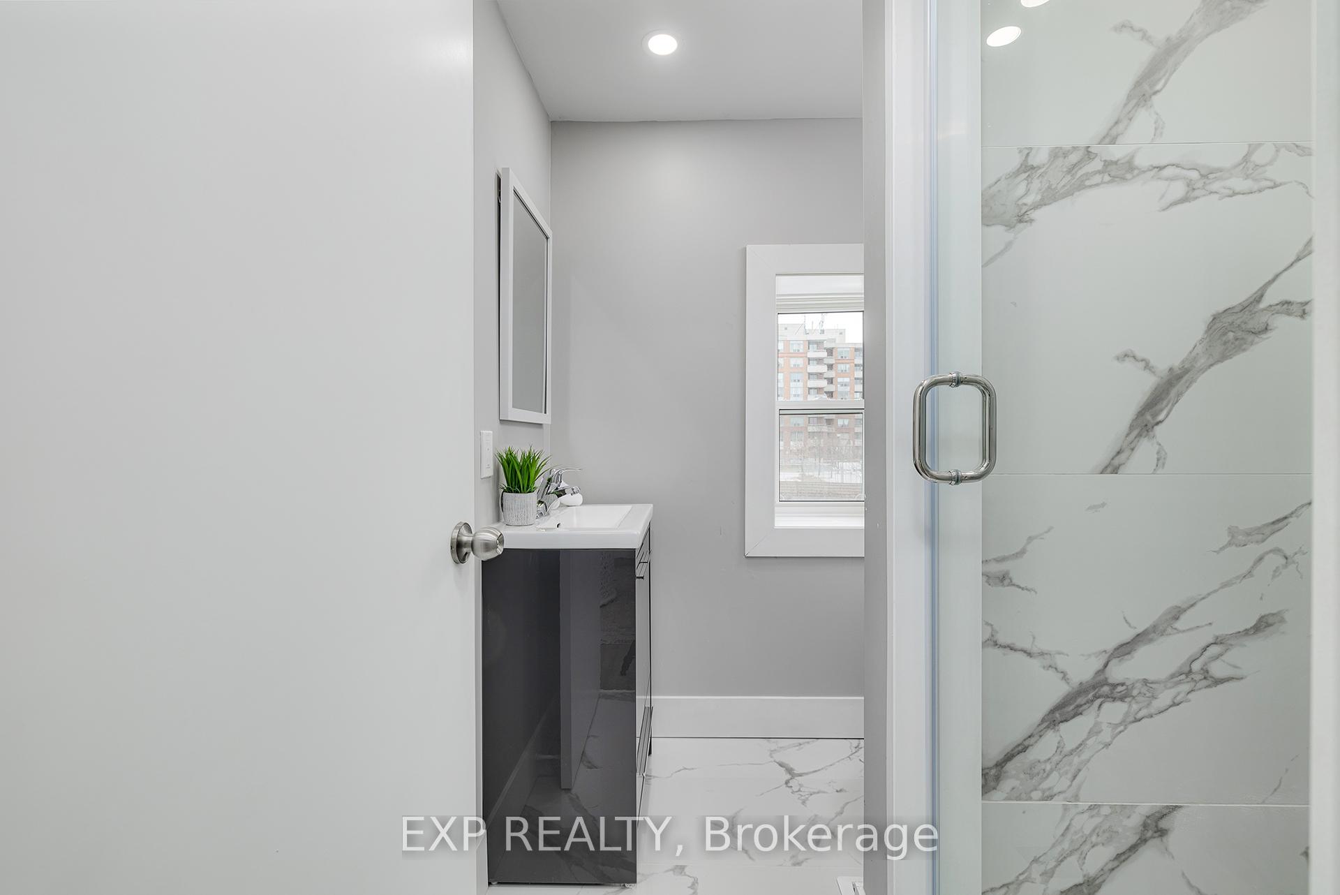 Photo 17 of 125 Cathcart Street, Hamilton, Beasley — HOMEH