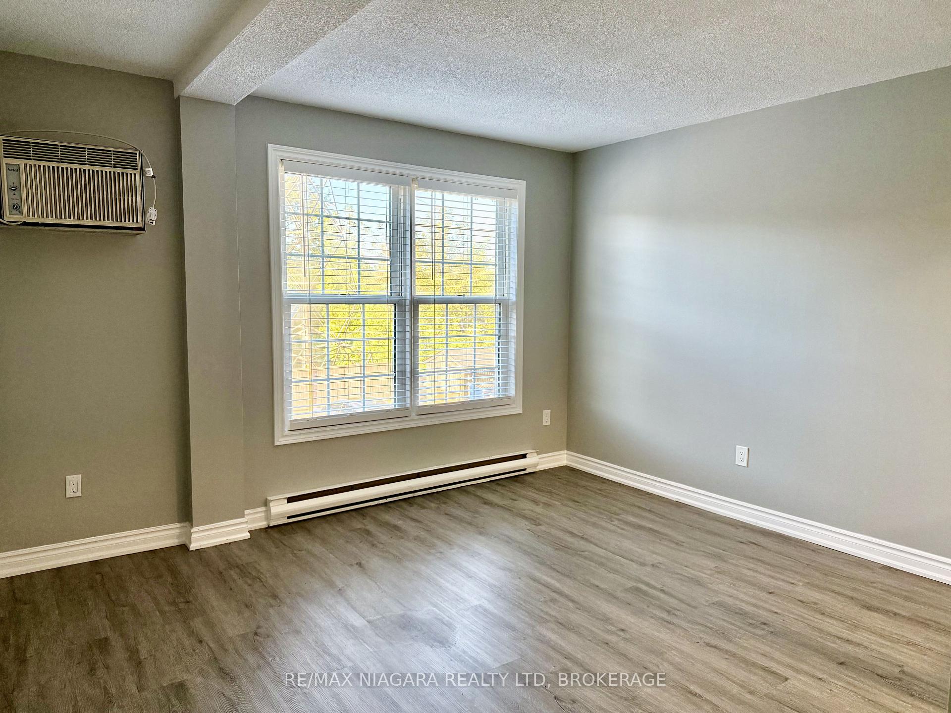 Photo 14 of Unit 203, 6837 Thorold Stone Road, Niagara Falls, Stamford — HOMEH