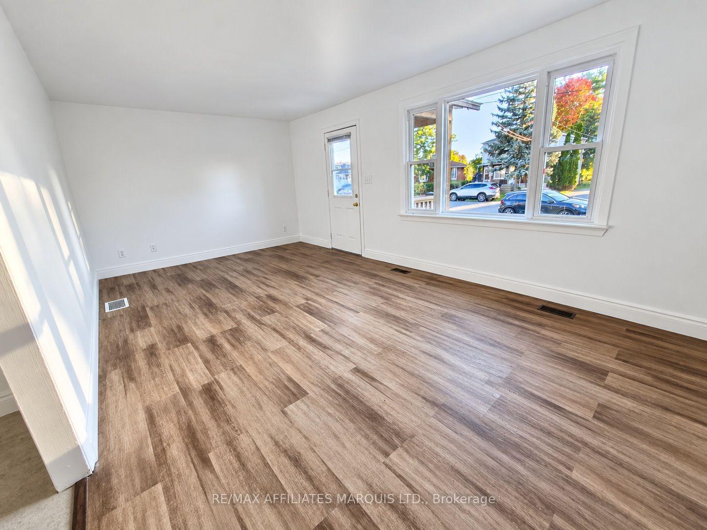 Photo 8 of 1325 Reneal Street, Cornwall, Cornwall — HOMEH