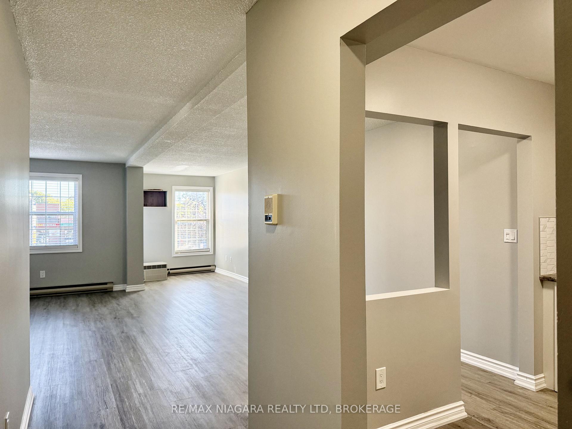 Photo 7 of Unit 202, 6837 Thorold Stone Road, Niagara Falls, Stamford — HOMEH