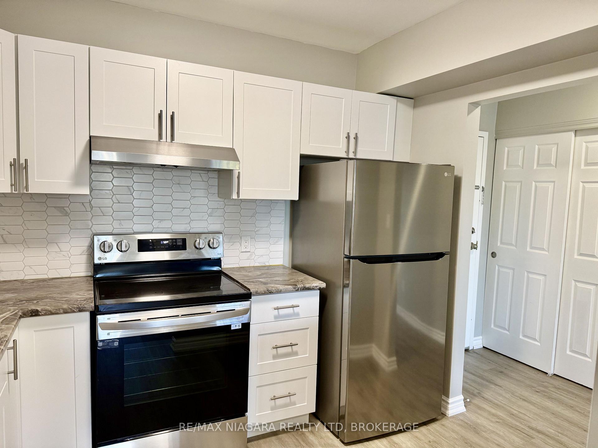 Photo 12 of Unit 202, 6837 Thorold Stone Road, Niagara Falls, Stamford — HOMEH