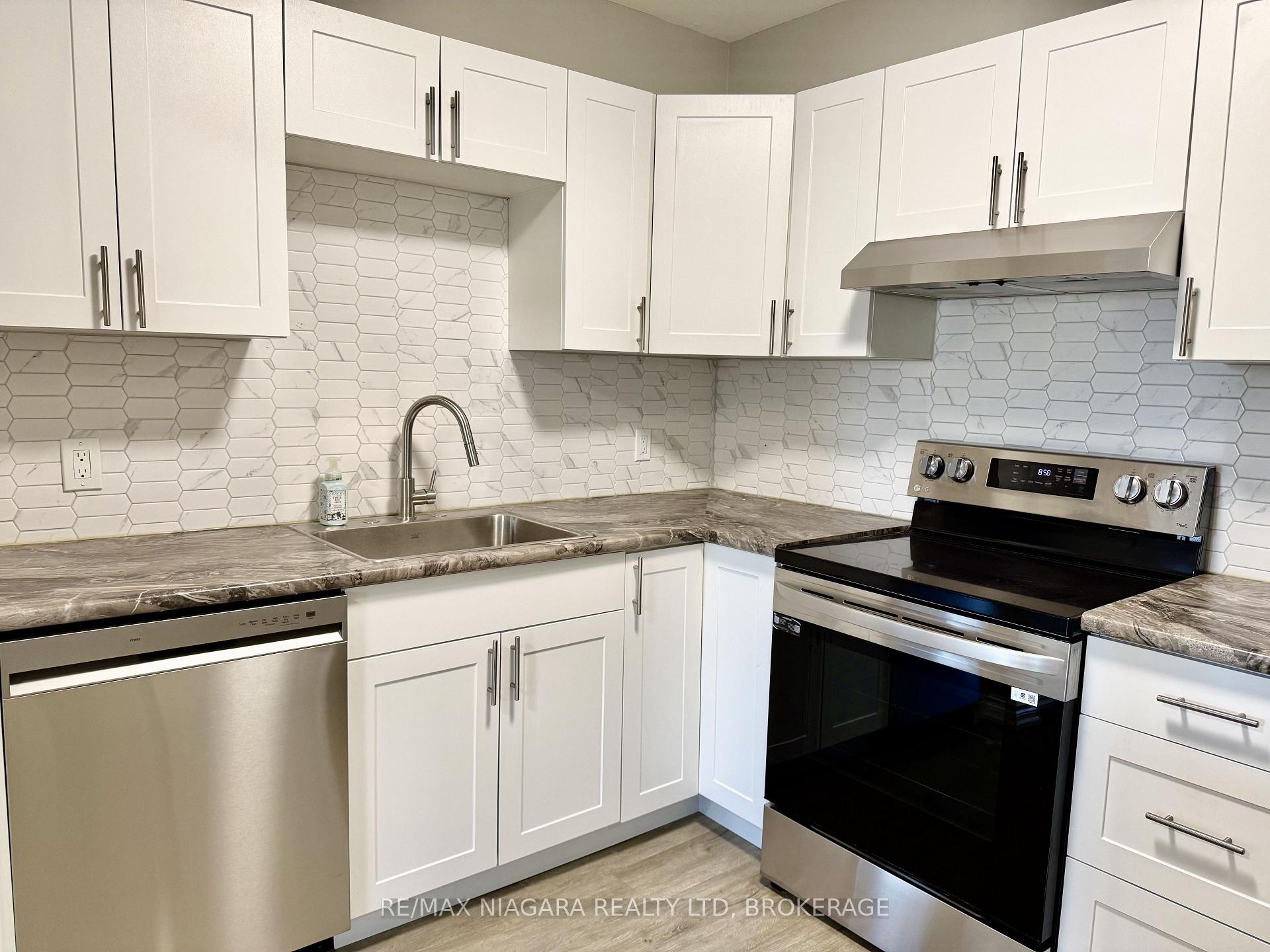 Photo 14 of Unit 202, 6837 Thorold Stone Road, Niagara Falls, Stamford — HOMEH