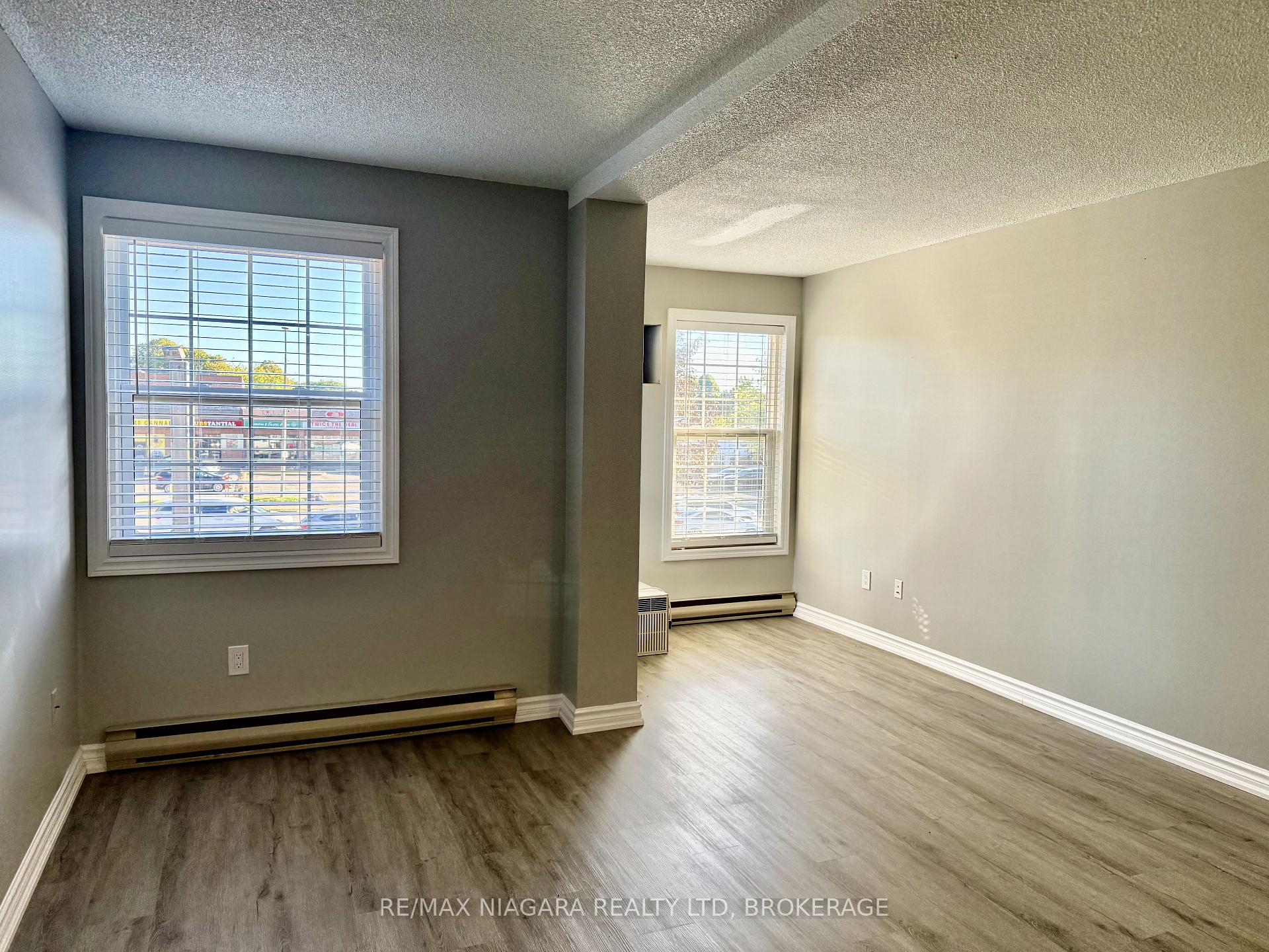 Photo 17 of Unit 202, 6837 Thorold Stone Road, Niagara Falls, Stamford — HOMEH