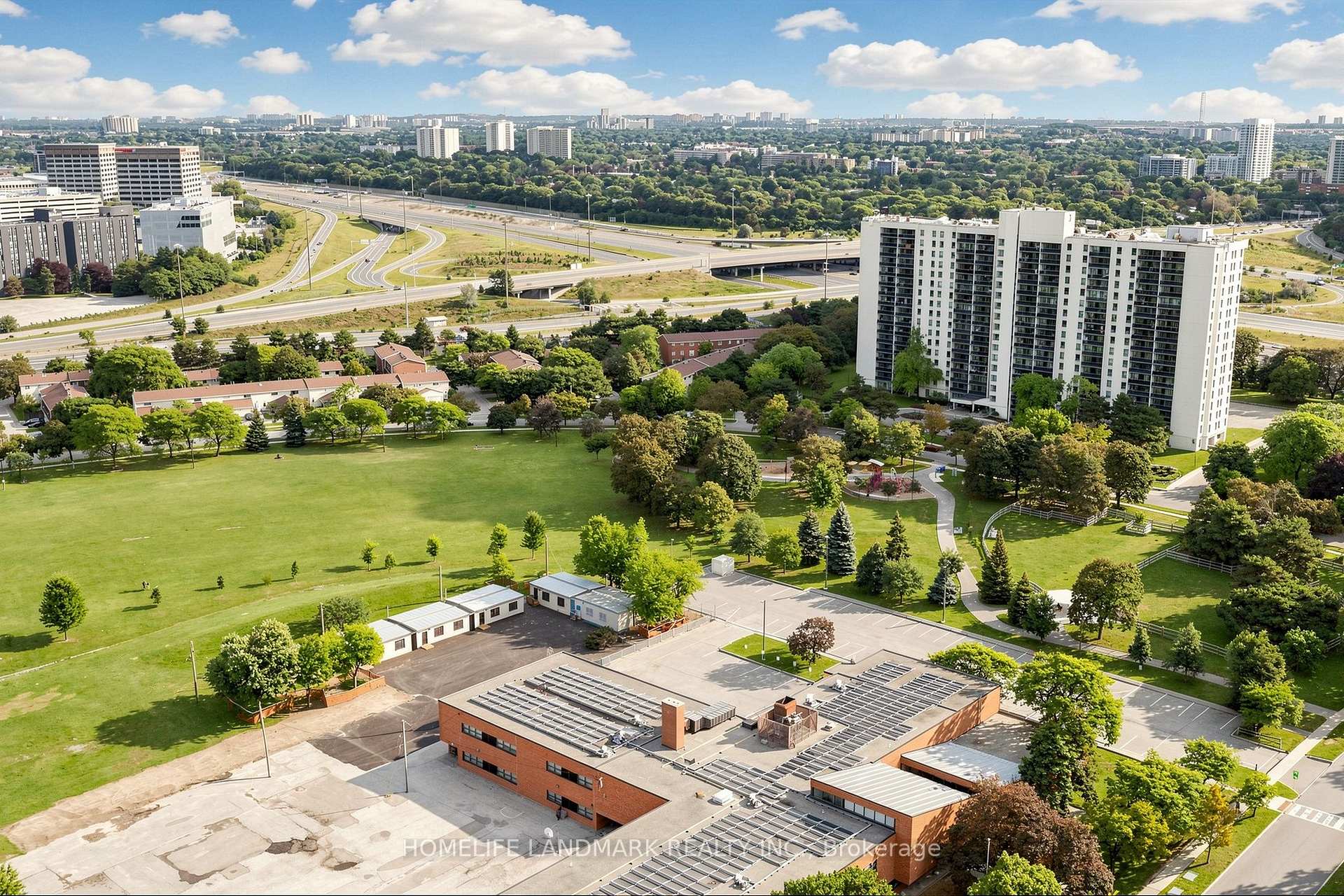 Photo 32 of Unit 2610, 32 Forest Manor Road, North York, Henry Farm — HOMEH