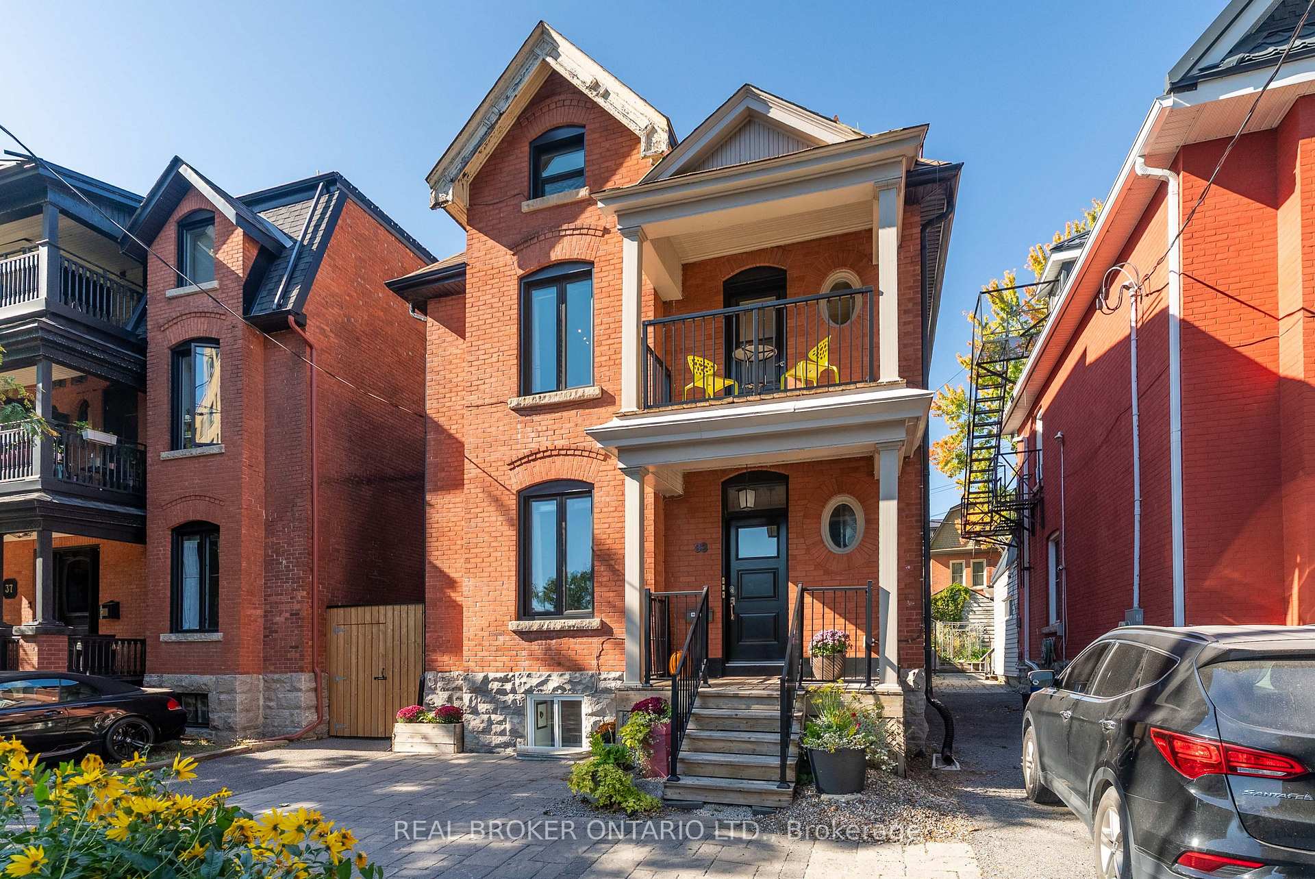 Photo of 33 Argyle Avenue
