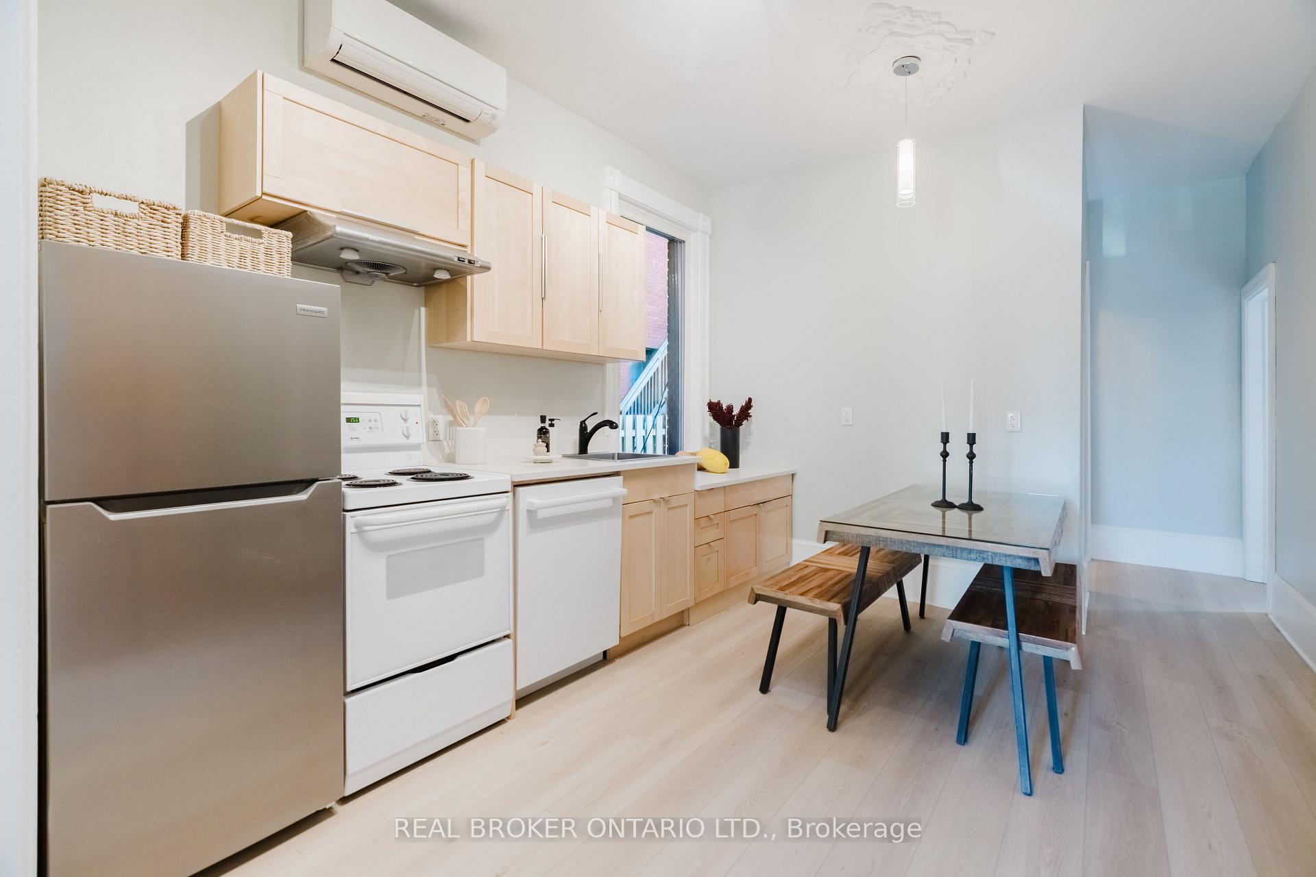 Photo 4 of 33 Argyle Avenue, Ottawa, Ottawa Centre/Golden Triangle — HOMEH