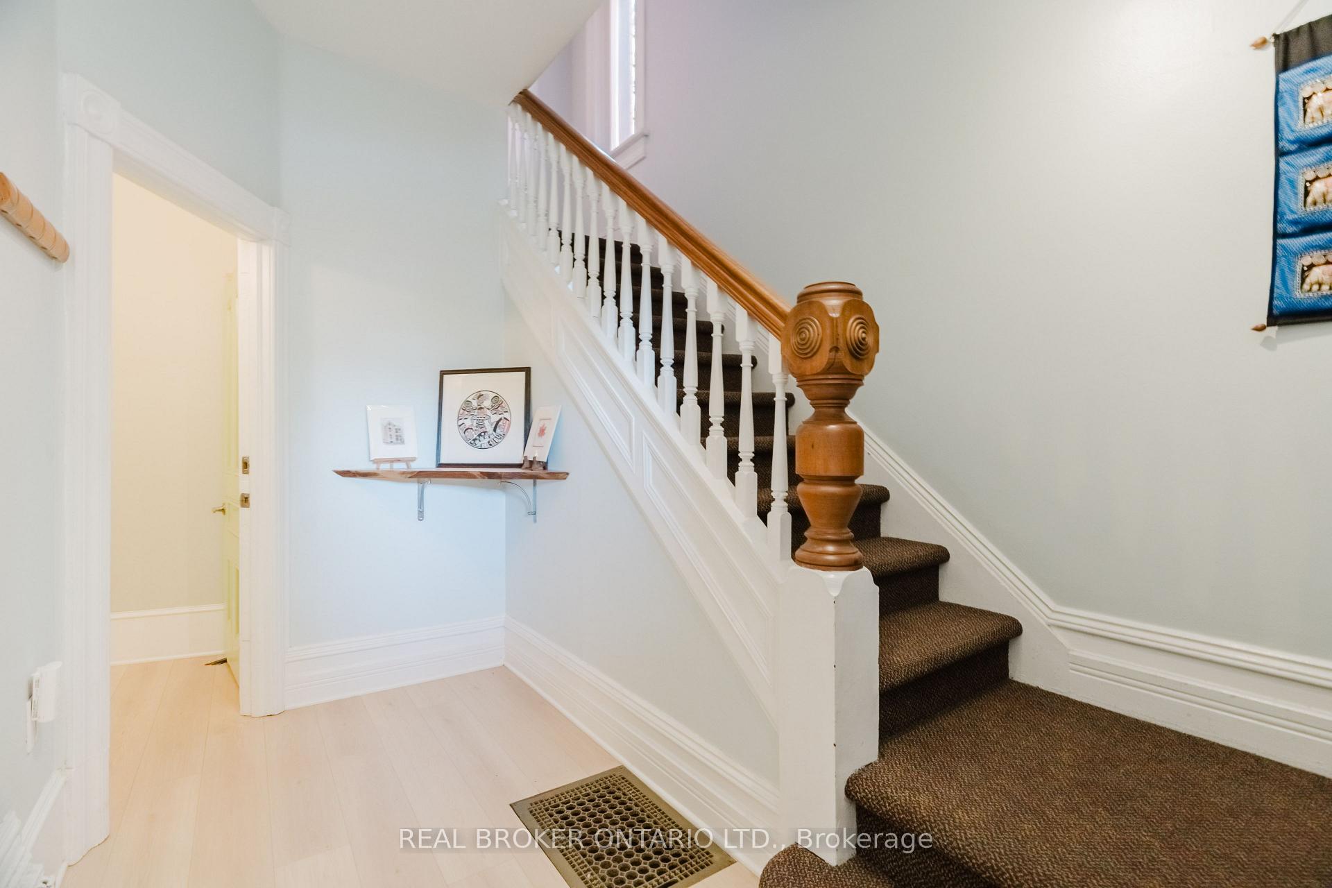Photo 11 of 33 Argyle Avenue, Ottawa, Ottawa Centre/Golden Triangle — HOMEH