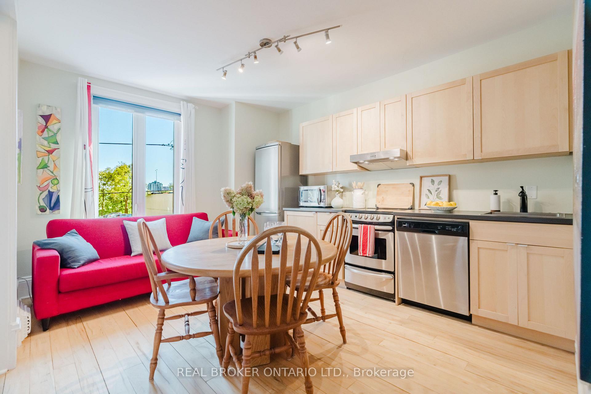 Photo 12 of 33 Argyle Avenue, Ottawa, Ottawa Centre/Golden Triangle — HOMEH