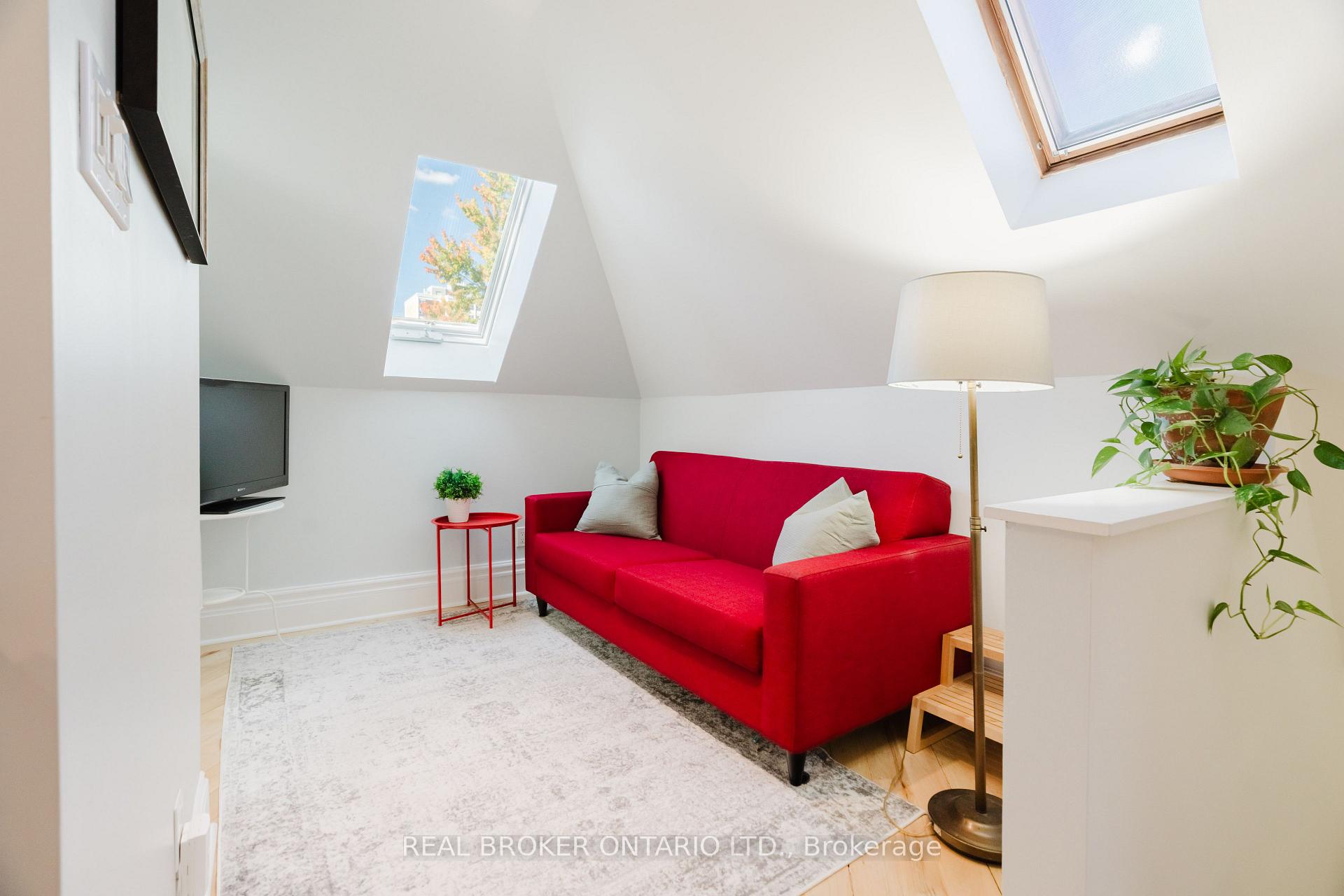 Photo 28 of 33 Argyle Avenue, Ottawa, Ottawa Centre/Golden Triangle — HOMEH