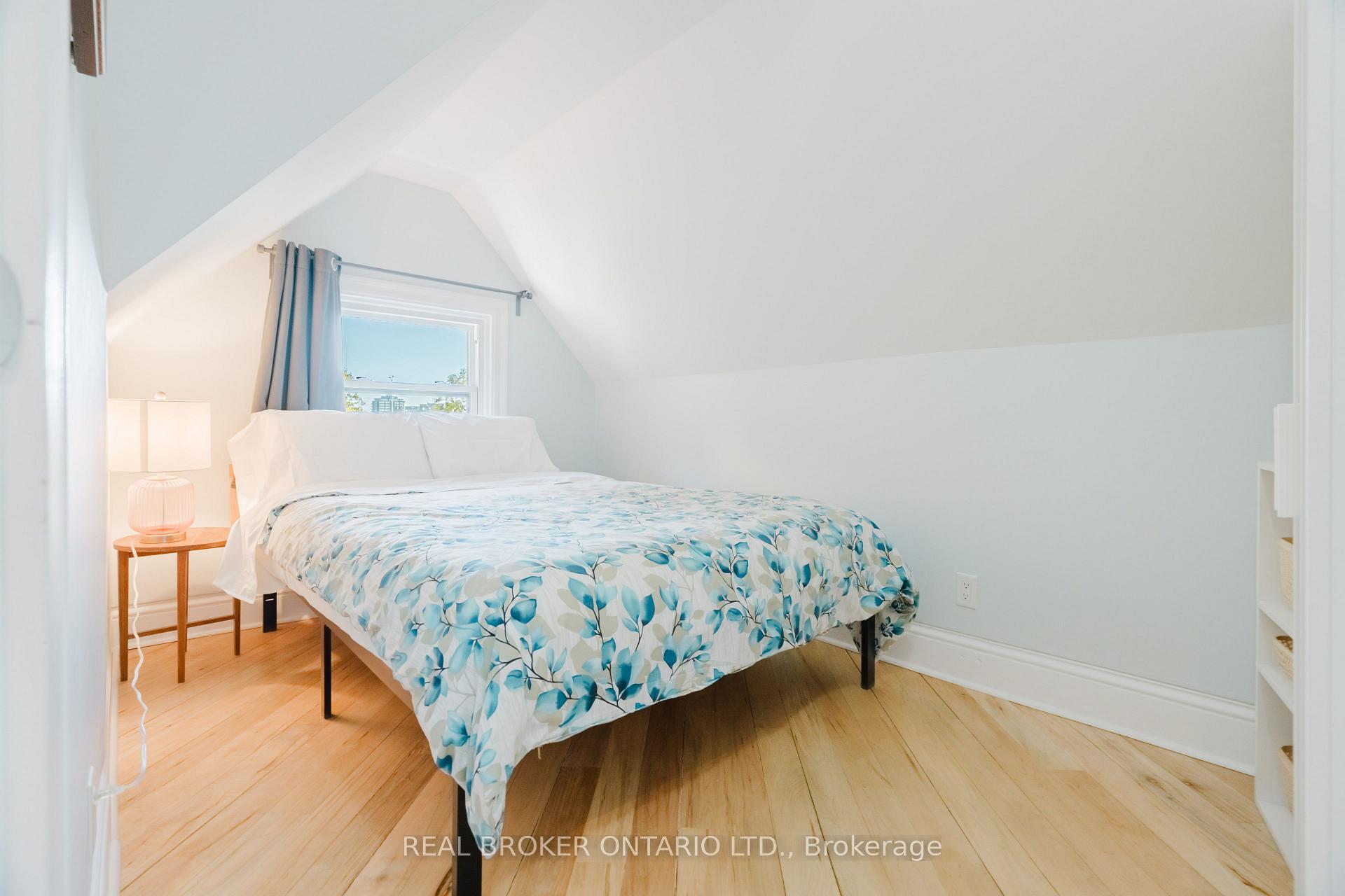 Photo 34 of 33 Argyle Avenue, Ottawa, Ottawa Centre/Golden Triangle — HOMEH