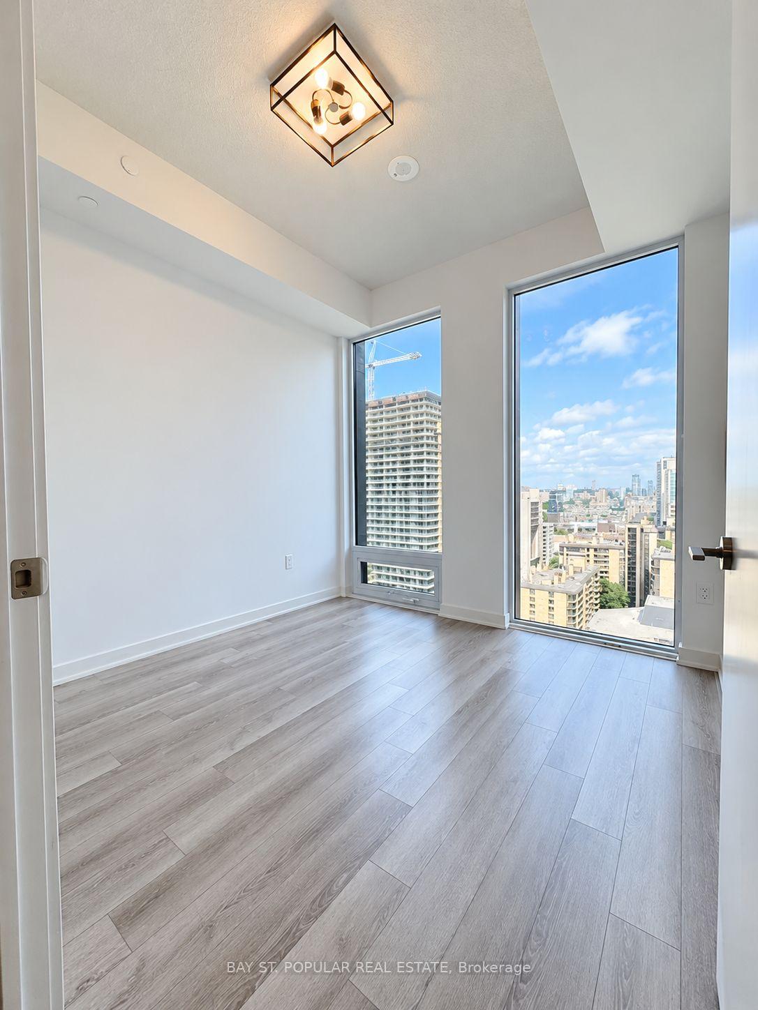 Photo 6 of Unit 2101, 238 Simcoe Street, Toronto, Kensington-Chinatown — HOMEH