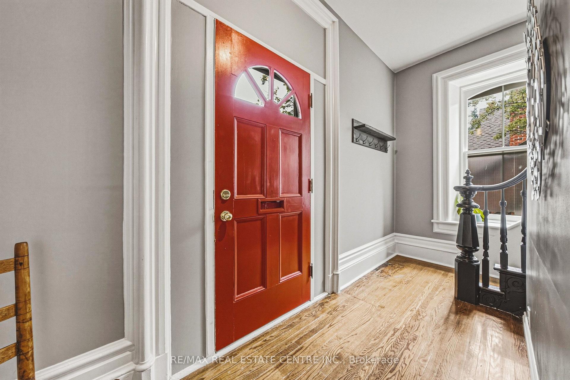 Photo 6 of 75 Pollock Avenue, Cambridge, East Galt — HOMEH