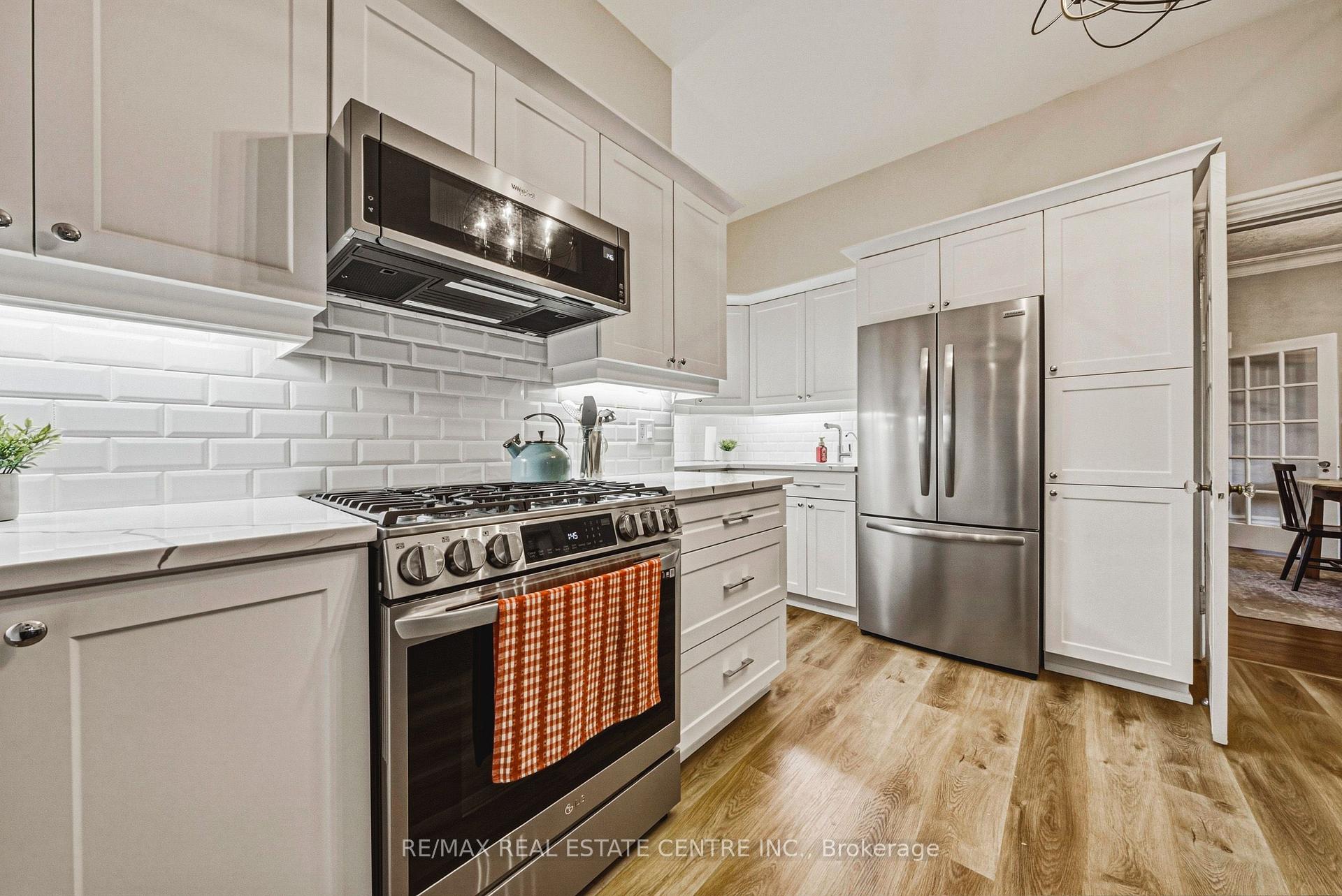 Photo 14 of 75 Pollock Avenue, Cambridge, East Galt — HOMEH