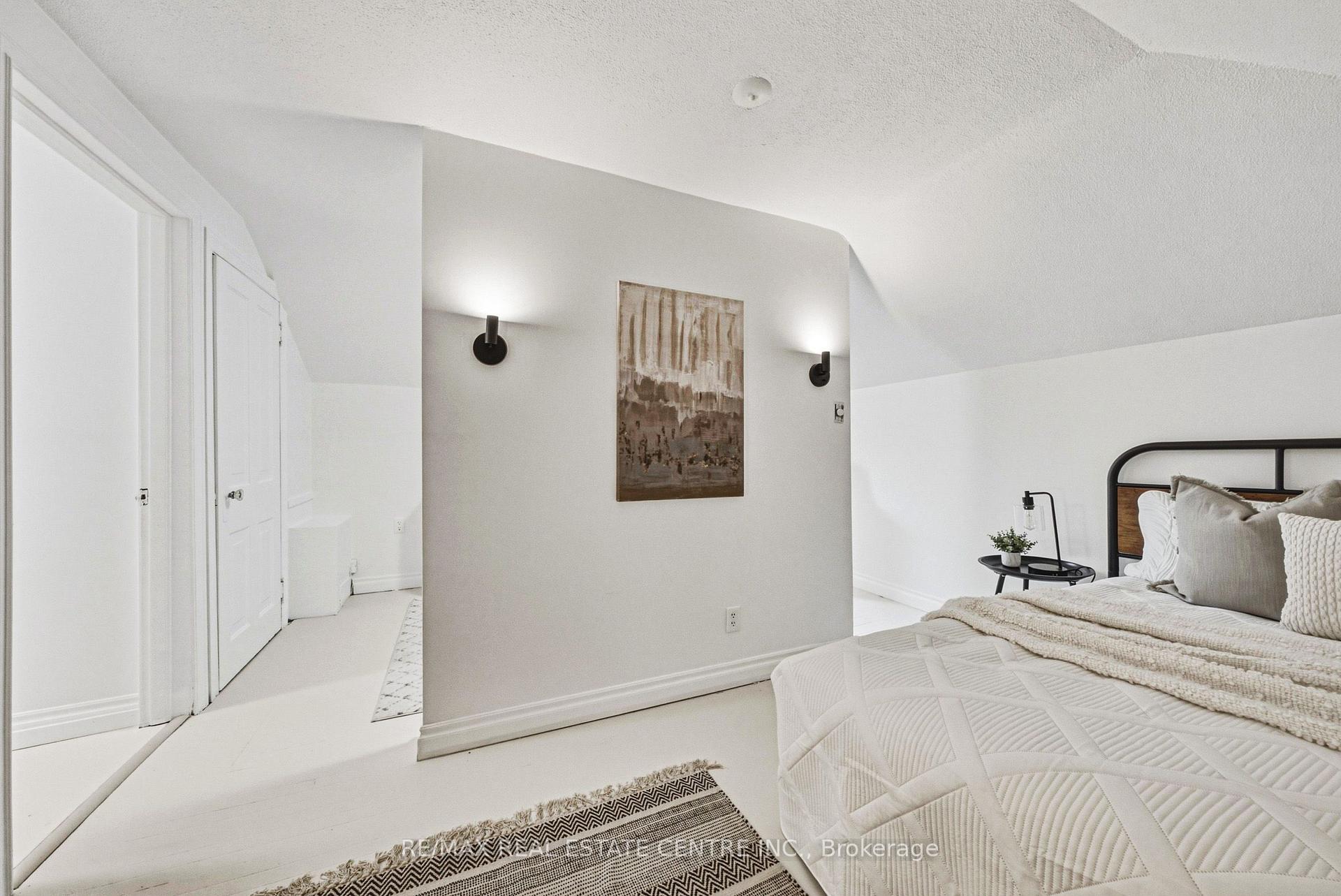 Photo 34 of 75 Pollock Avenue, Cambridge, East Galt — HOMEH