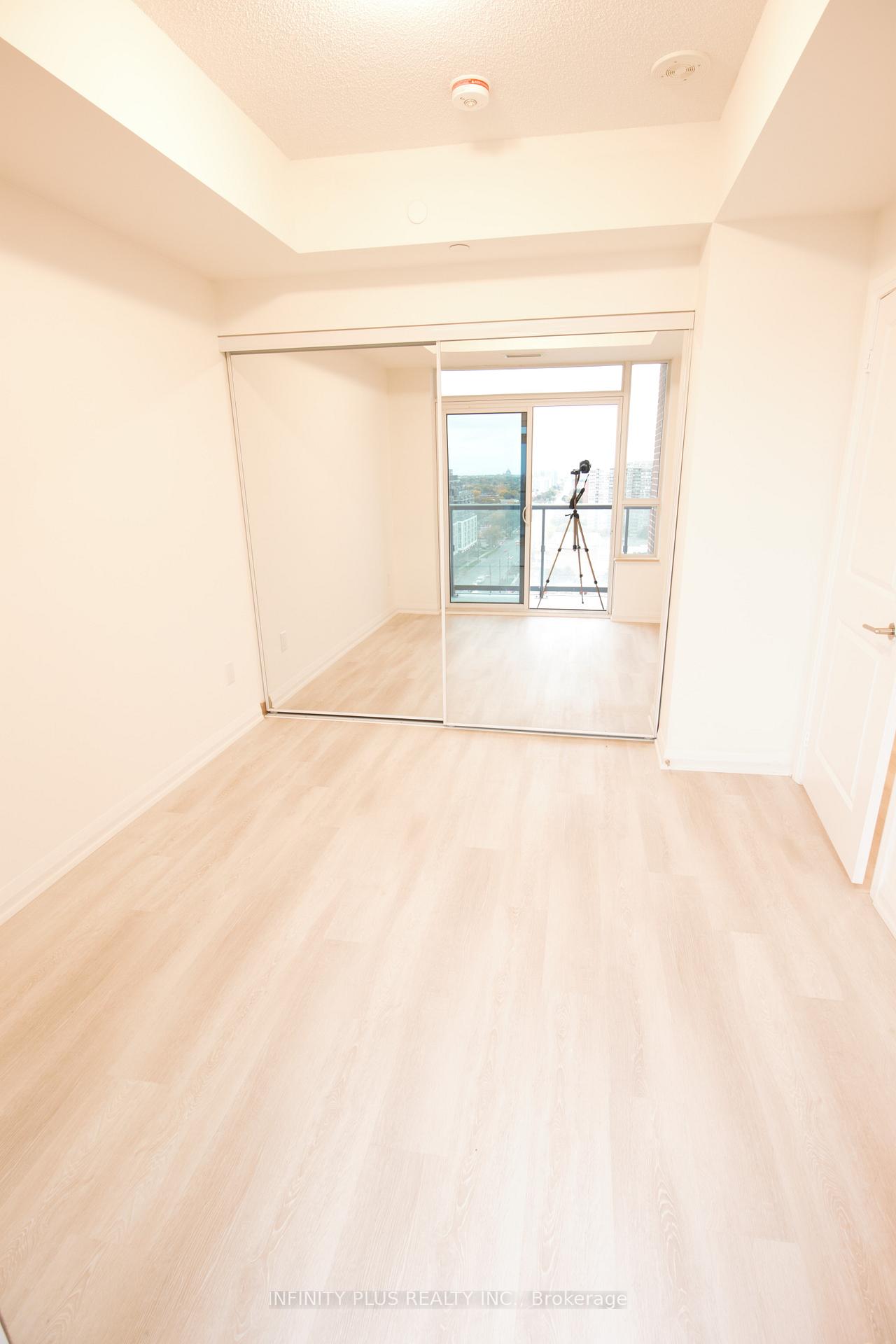 Photo 6 of Unit 1630, 3270 Sheppard Ave E, Scarborough, Tam O'Shanter-Sullivan — HOMEH