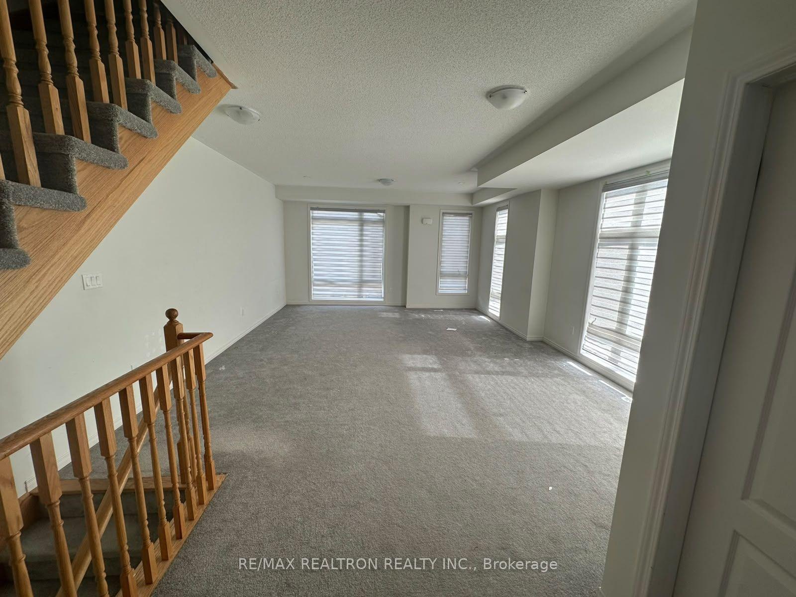 Photo 6 of 1460 Grand Prairie Path, Oshawa, Taunton — HOMEH