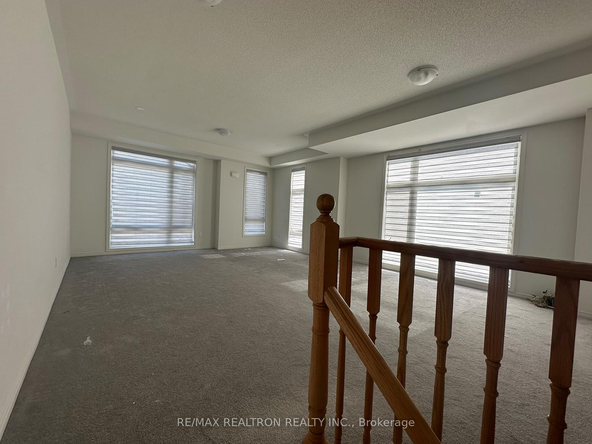 Photo 8 of 1460 Grand Prairie Path, Oshawa, Taunton — HOMEH
