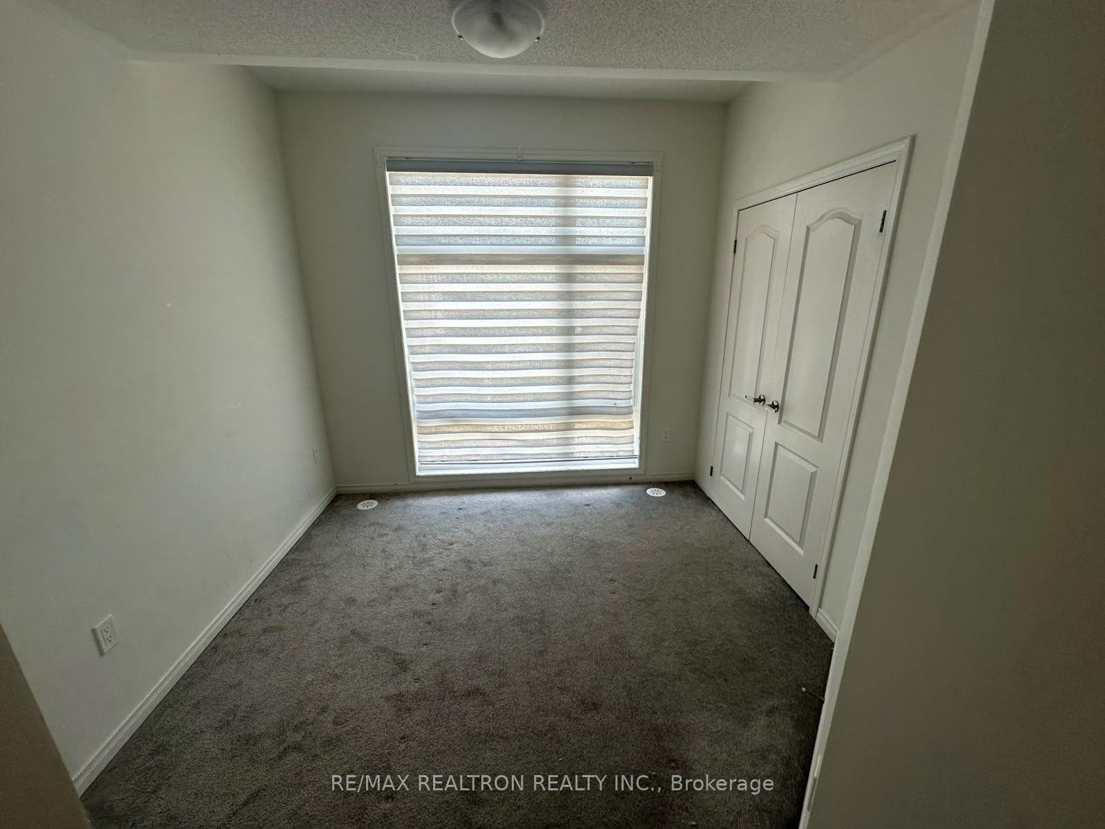 Photo 10 of 1460 Grand Prairie Path, Oshawa, Taunton — HOMEH
