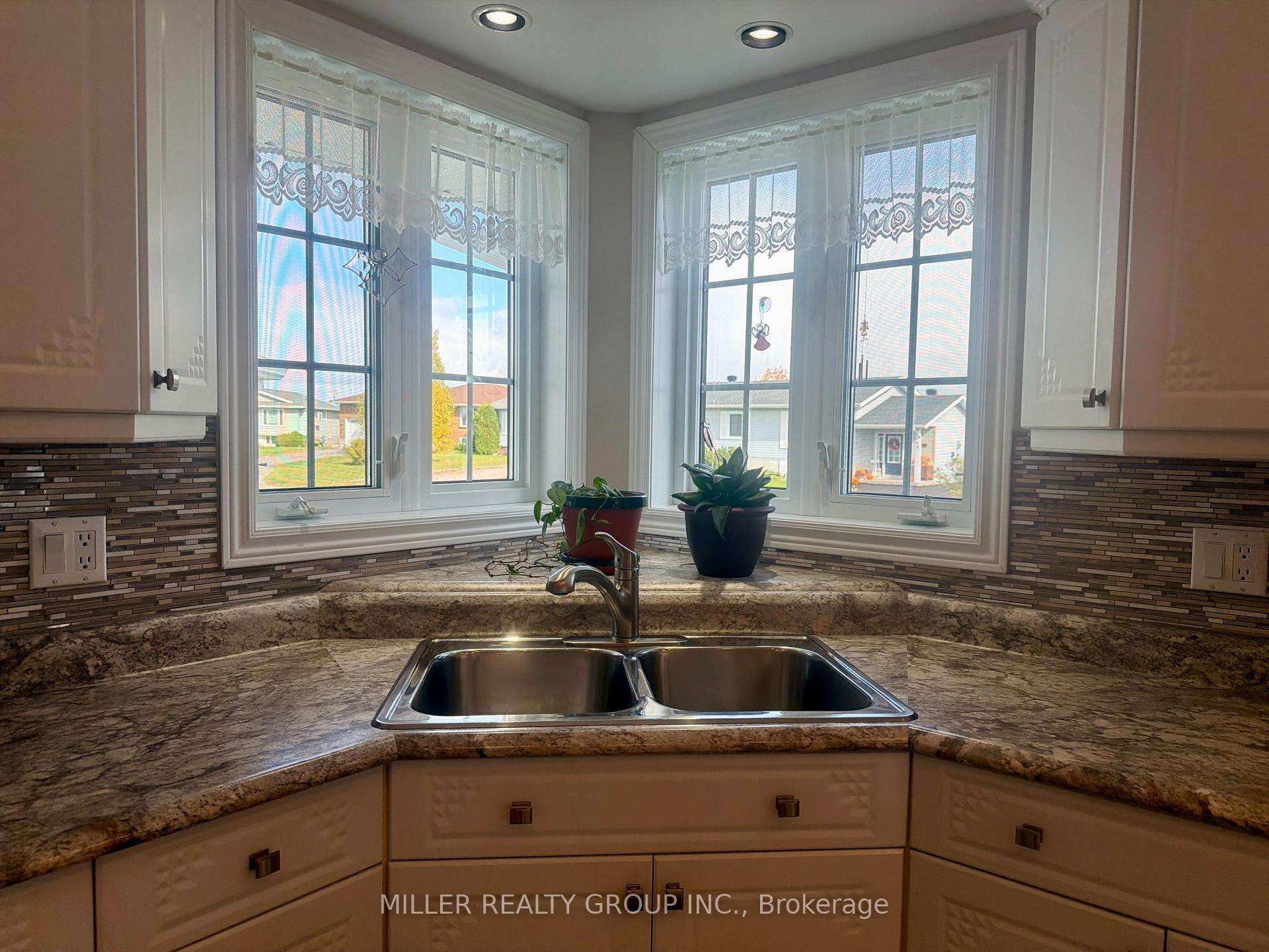 Photo 6 of 115 Zetta Court, Temiskaming Shores, New Liskeard — HOMEH