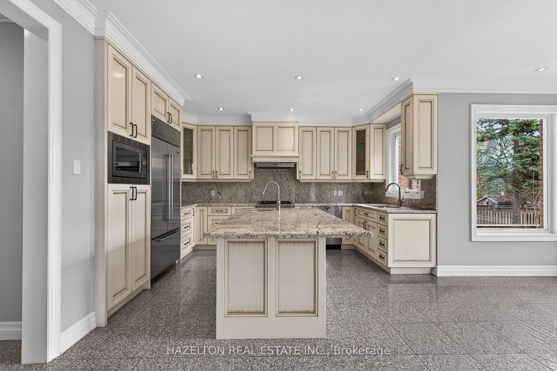 Photo 11 of 173 Holmes Avenue, North York, Willowdale East — HOMEH