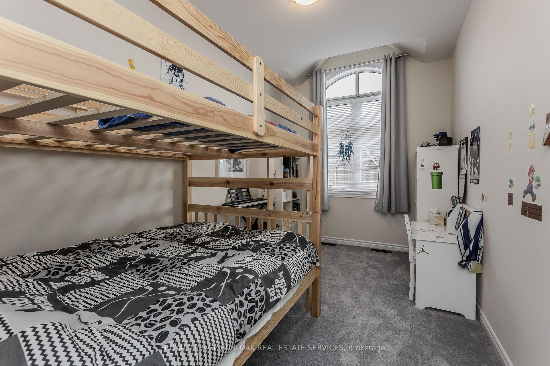 Photo 28 of 1358 Almonte Drive, Burlington, Tyandaga — HOMEH