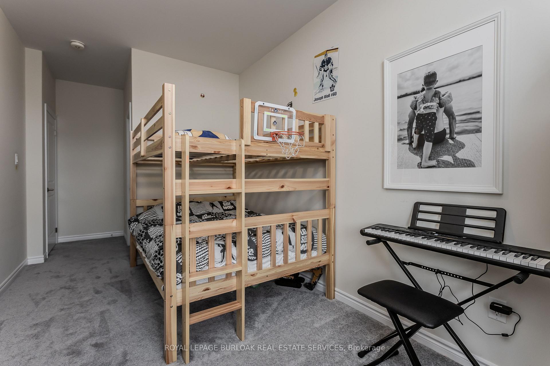 Photo 30 of 1358 Almonte Drive, Burlington, Tyandaga — HOMEH