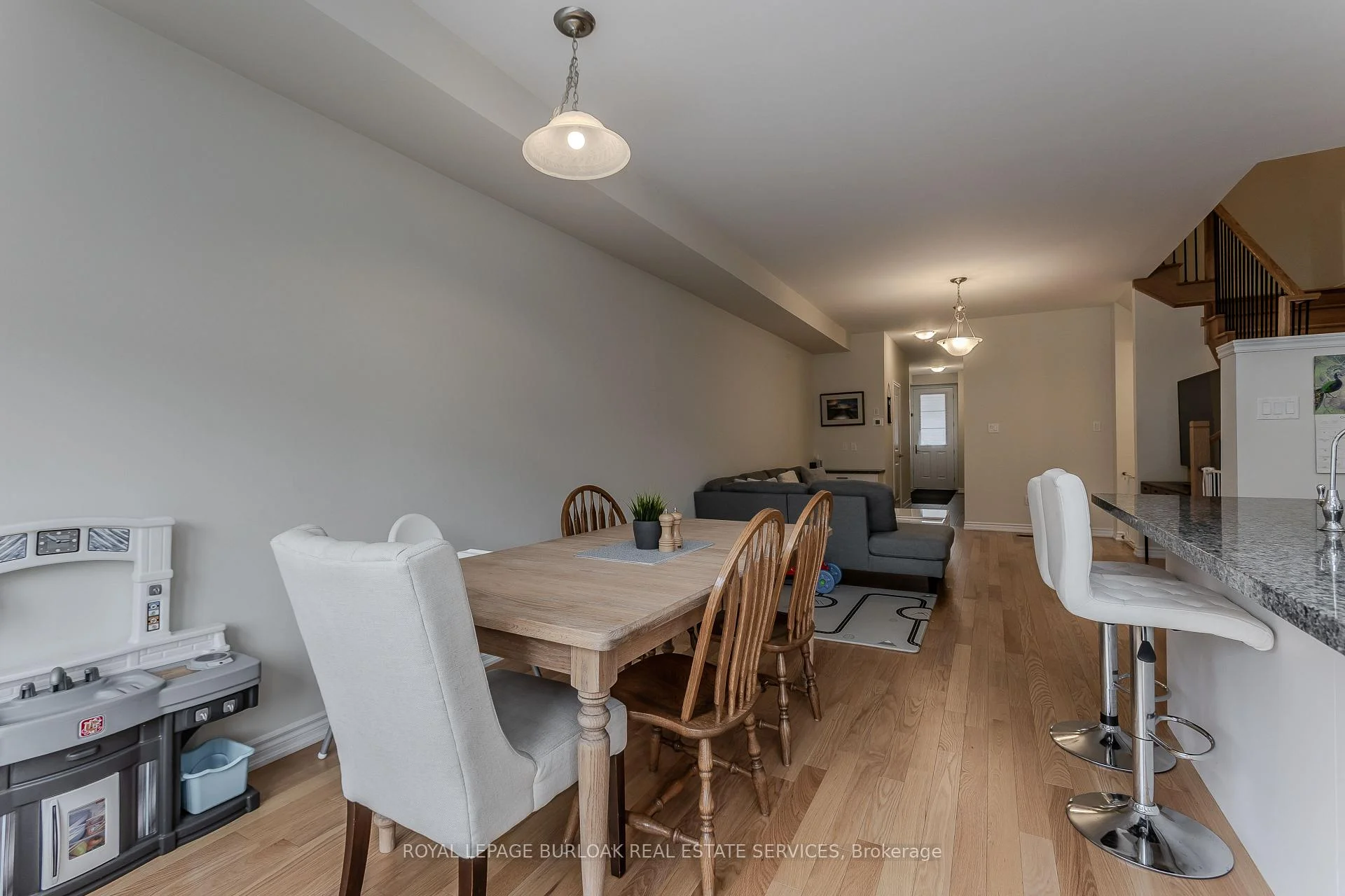Photo 52 of 1358 Almonte Drive, Burlington, Tyandaga — HOMEH