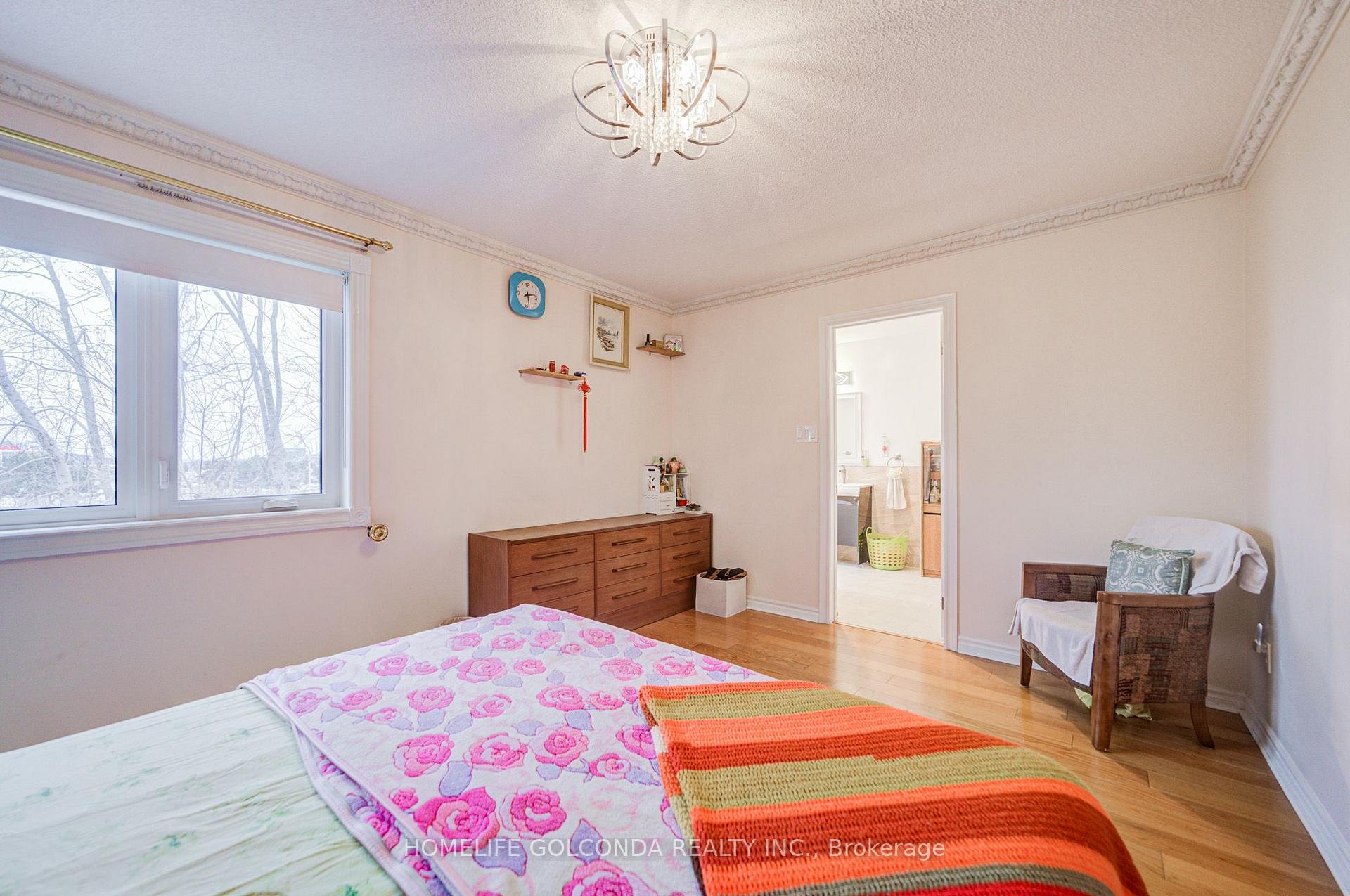 Photo 22 of 25 Eastpine Drive, Markham, Milliken Mills West — HOMEH