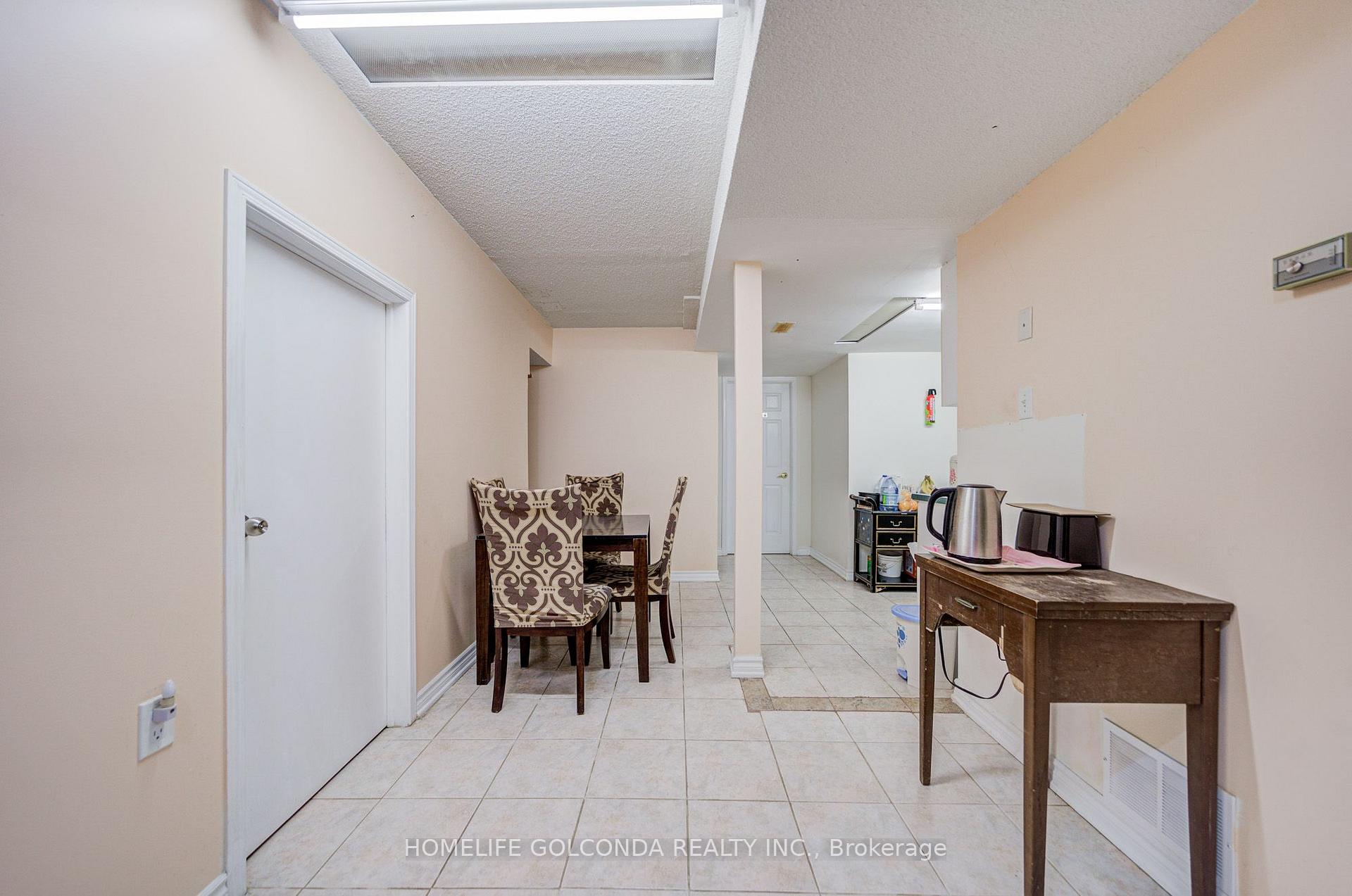 Photo 34 of 25 Eastpine Drive, Markham, Milliken Mills West — HOMEH
