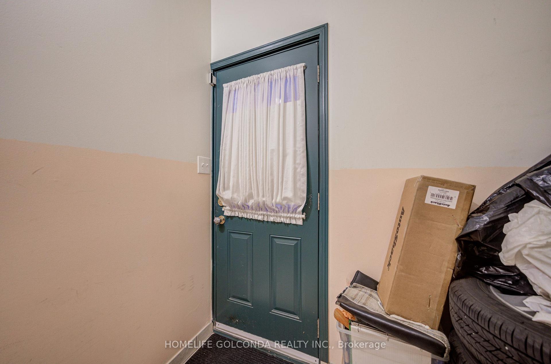 Photo 40 of 25 Eastpine Drive, Markham, Milliken Mills West — HOMEH