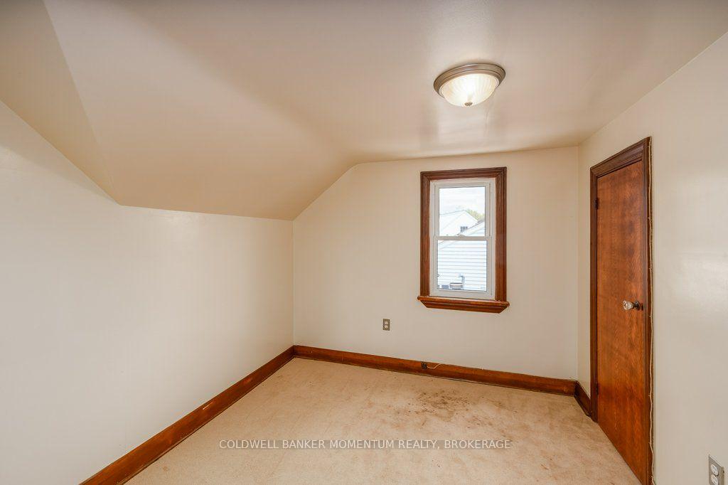 Photo 14 of 18 Pietz Avenue, Welland, Broadway — HOMEH