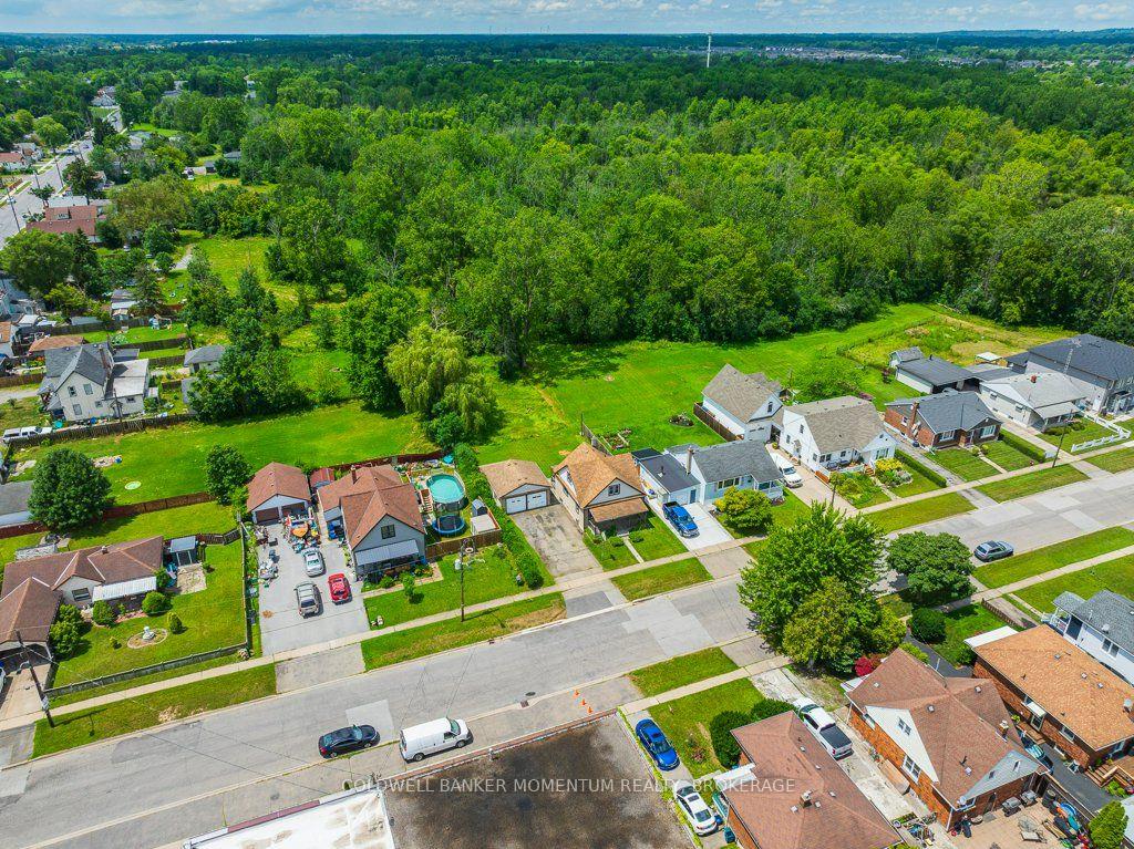Photo 28 of 18 Pietz Avenue, Welland, Broadway — HOMEH