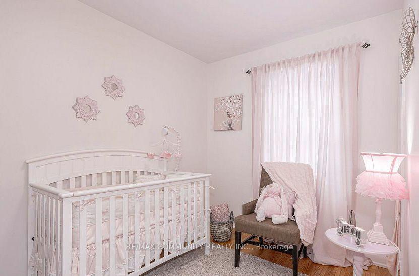 Photo 14 of 44 Falaise Road, Scarborough, West Hill — HOMEH