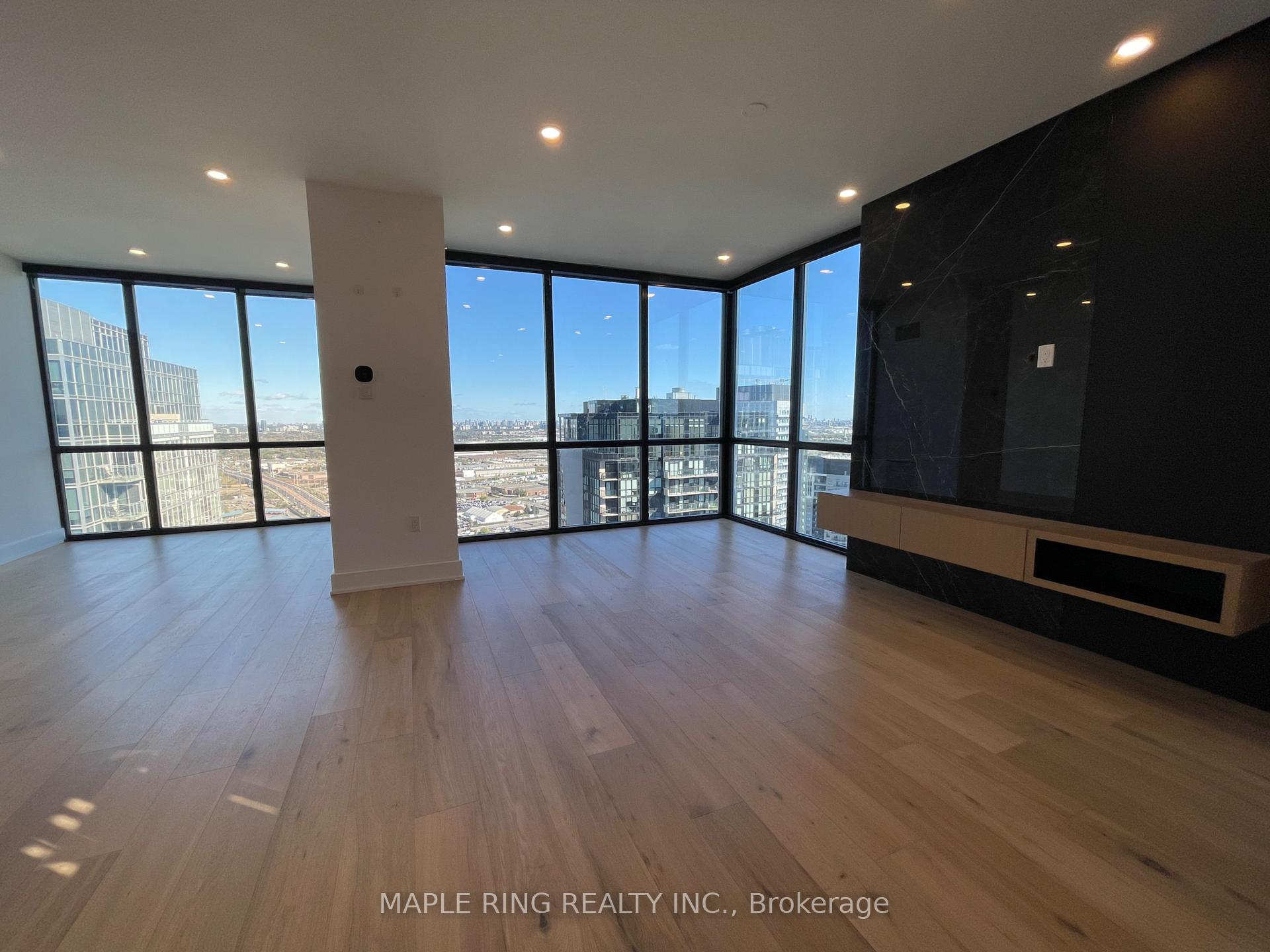 Photo 3 of Unit 3802, 2916 Highway 7 Road, Vaughan, Concord — HOMEH