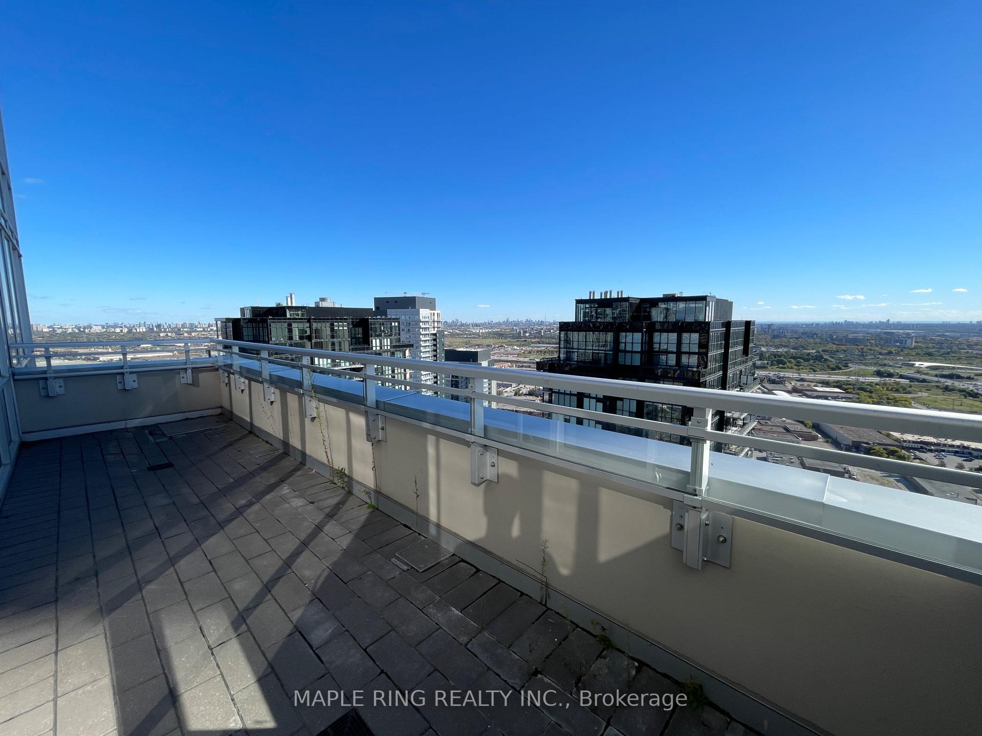 Photo 8 of Unit 3802, 2916 Highway 7 Road, Vaughan, Concord — HOMEH