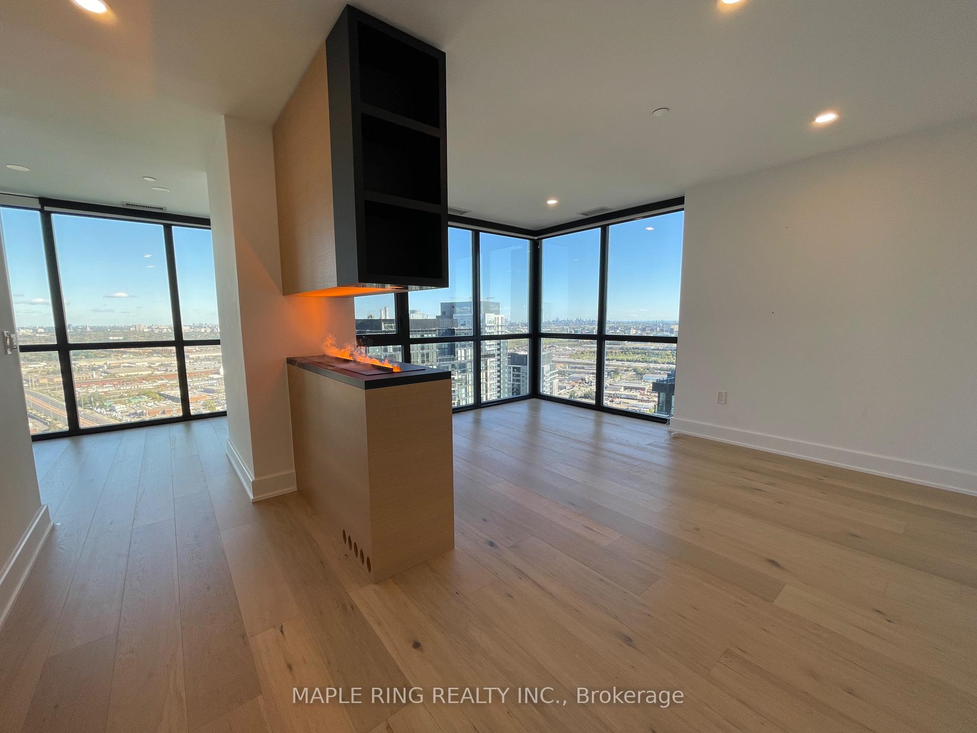 Photo 14 of Unit 3802, 2916 Highway 7 Road, Vaughan, Concord — HOMEH