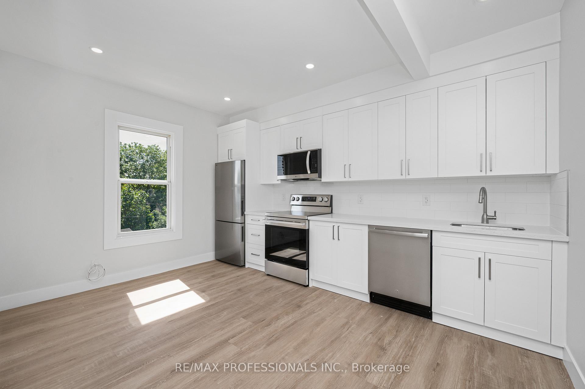 Photo 1 of Unit #2, 388 Wilson Street, Hamilton, Landsdale — HOMEH