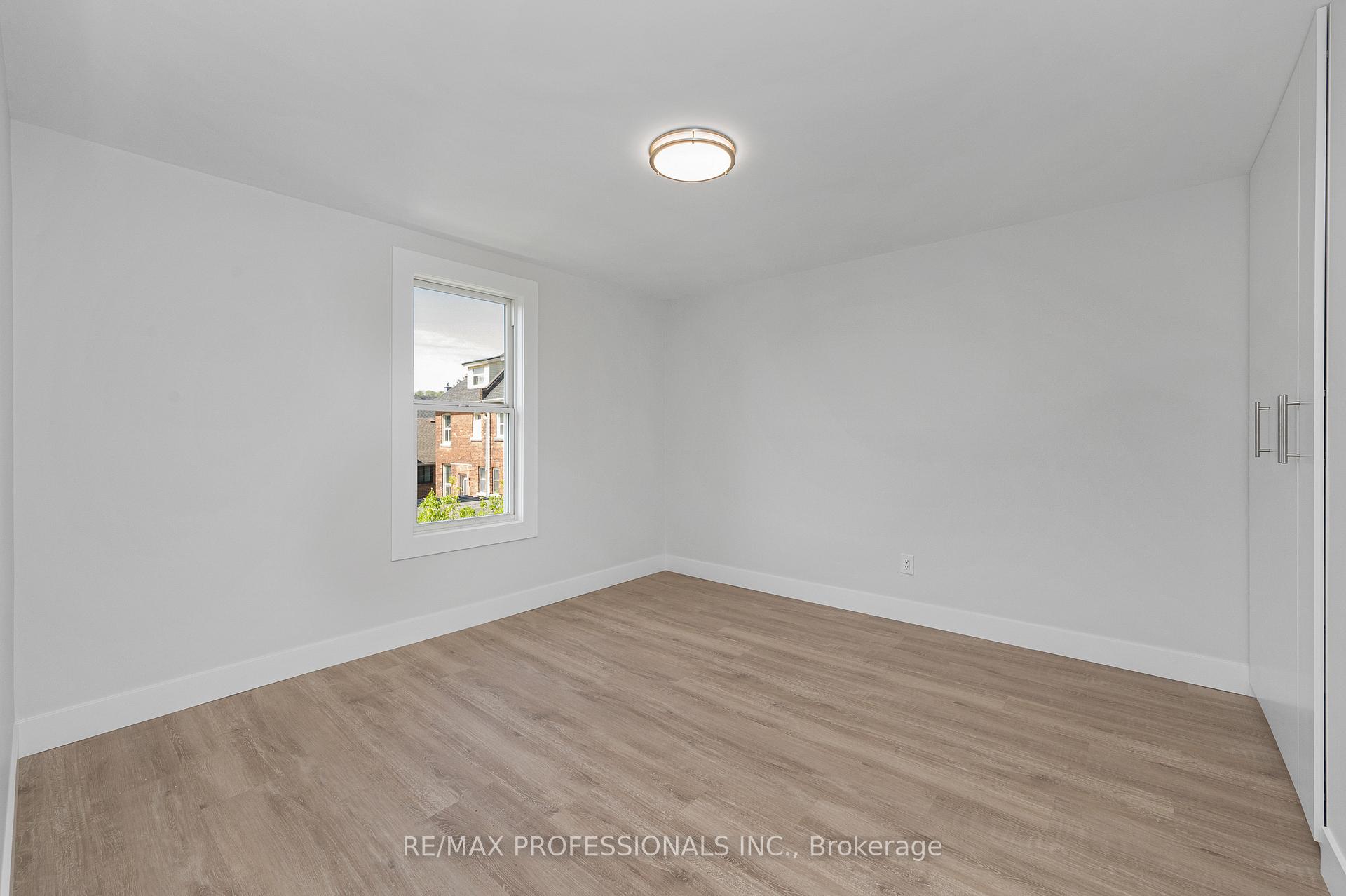 Photo 11 of Unit #2, 388 Wilson Street, Hamilton, Landsdale — HOMEH