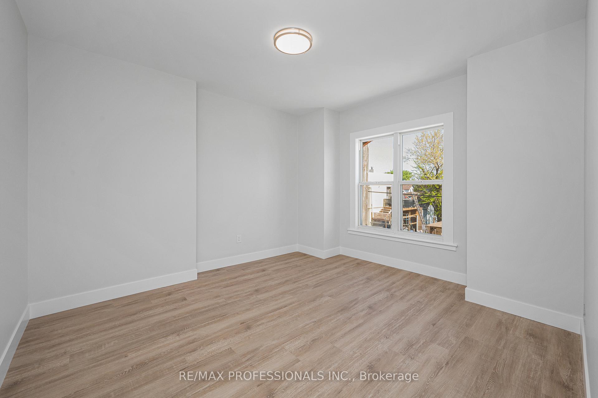 Photo 13 of Unit #2, 388 Wilson Street, Hamilton, Landsdale — HOMEH