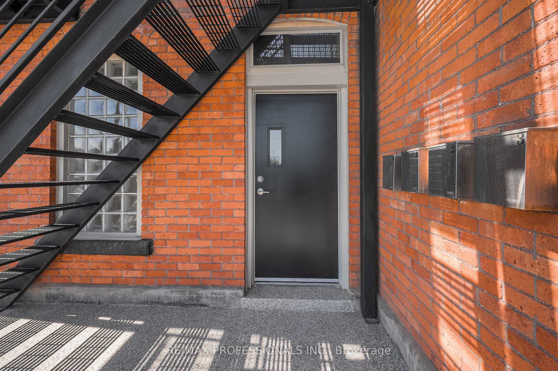Photo 3 of Unit #1, 388 Wilson Street, Hamilton, Landsdale — HOMEH