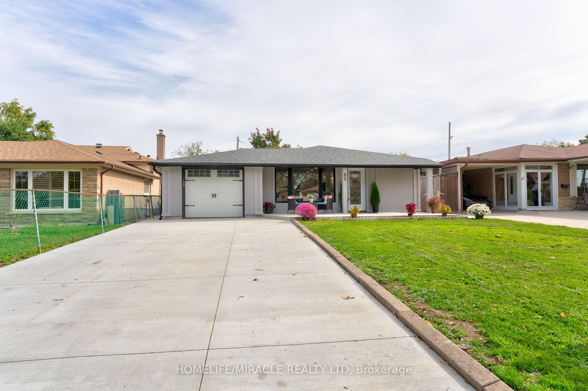 Photo 1 of 85 Silverstone Drive, Etobicoke, Mount Olive-Silverstone-Jamestown — HOMEH