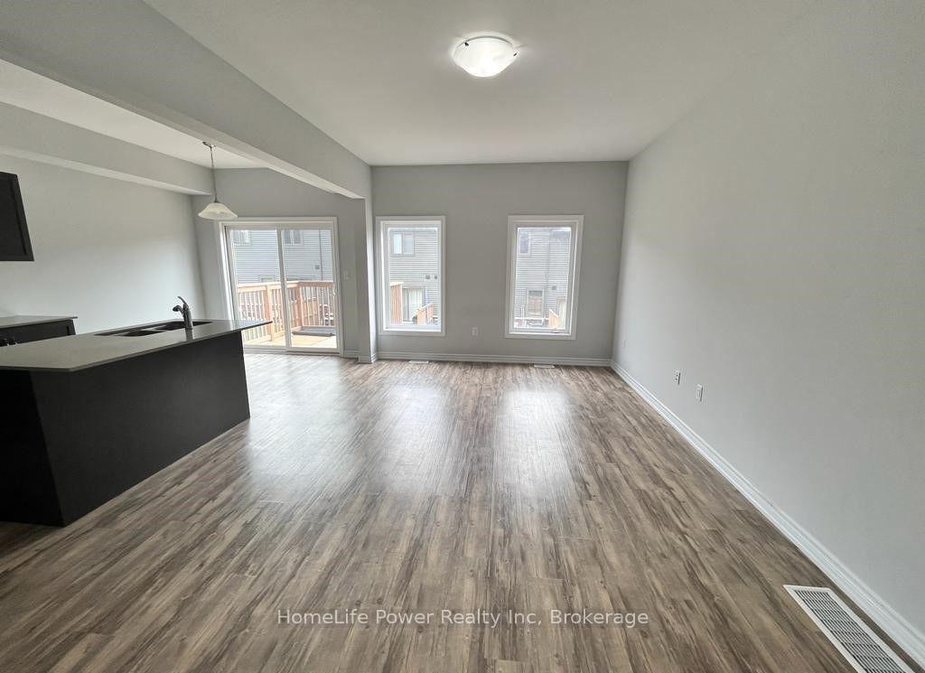 Photo 5 of Unit 40, 324 Equestrian Way, Cambridge, Preston Heights — HOMEH
