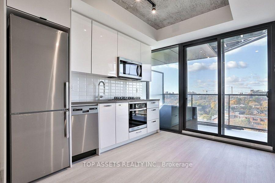 Photo of Unit 1214, 195 McCaul Street