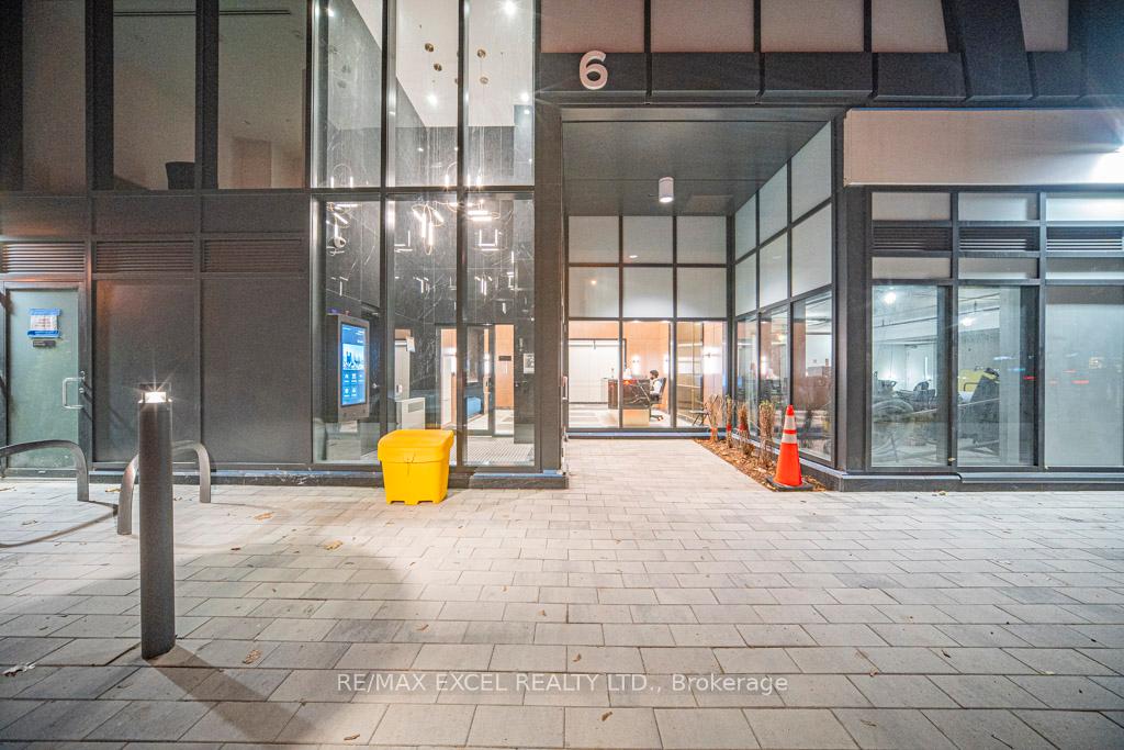 Photo 19 of Unit 302, 625 Sheppard Avenue E, North York, Bayview Village — HOMEH