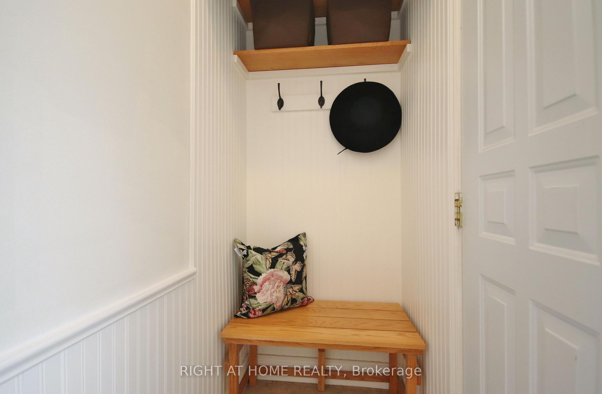 Photo 3 of Unit 27, 3250 Uplands Drive, Ottawa, Hunt Club — HOMEH