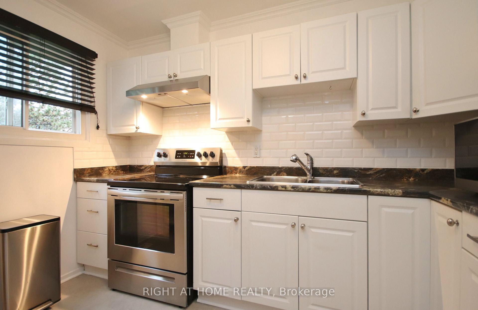 Photo 11 of Unit 27, 3250 Uplands Drive, Ottawa, Hunt Club — HOMEH